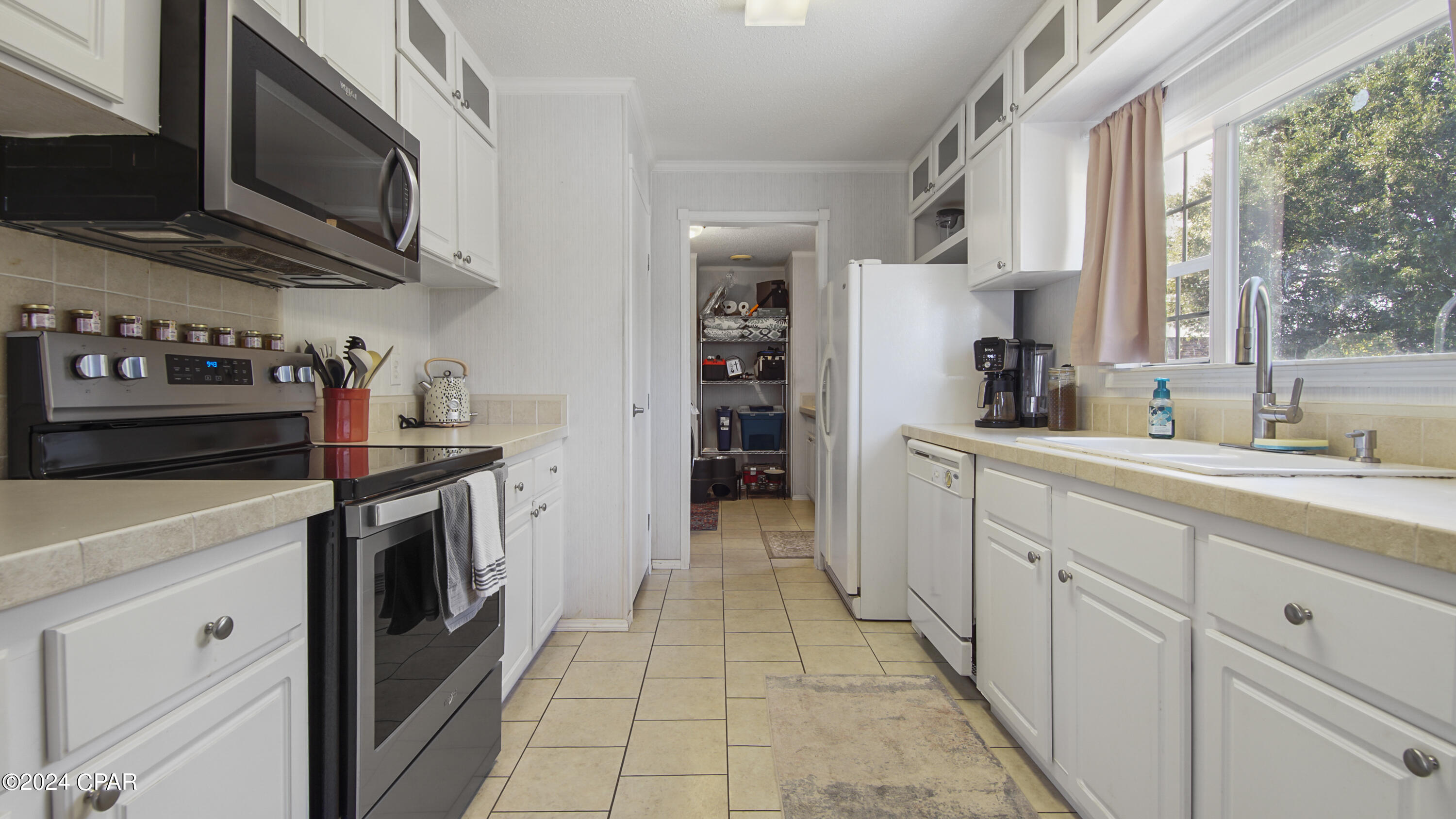 2030 Twin Oaks Drive