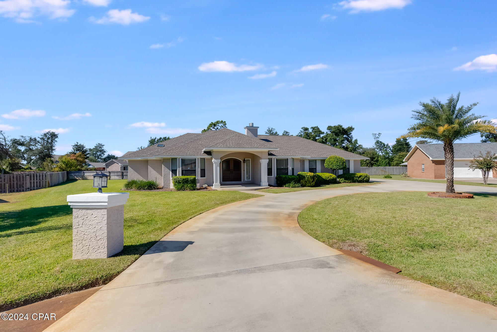 2884 Tupelo Drive
