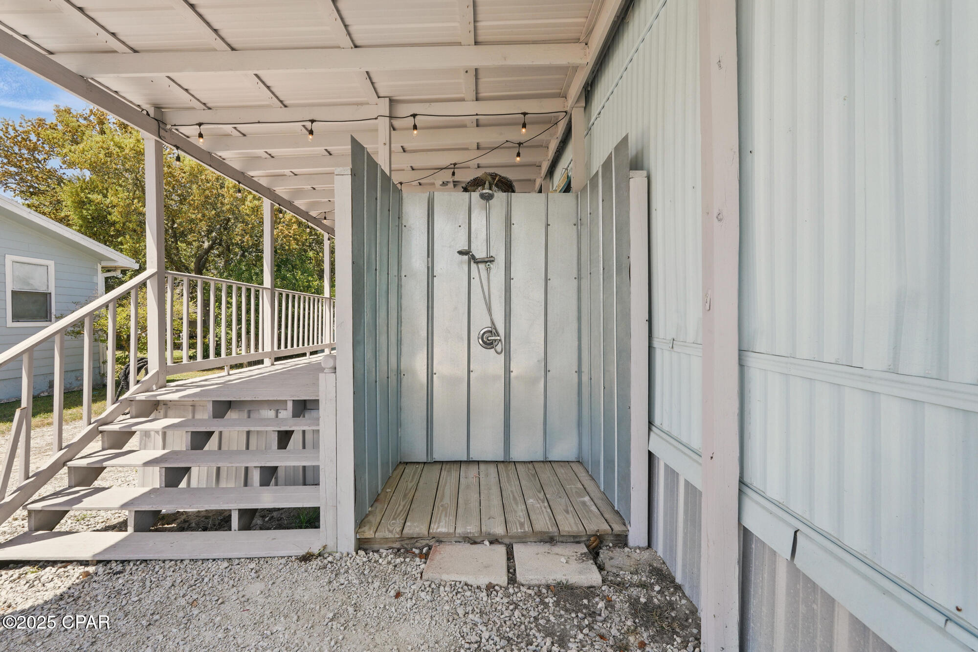 231 Twin Lakes Drive