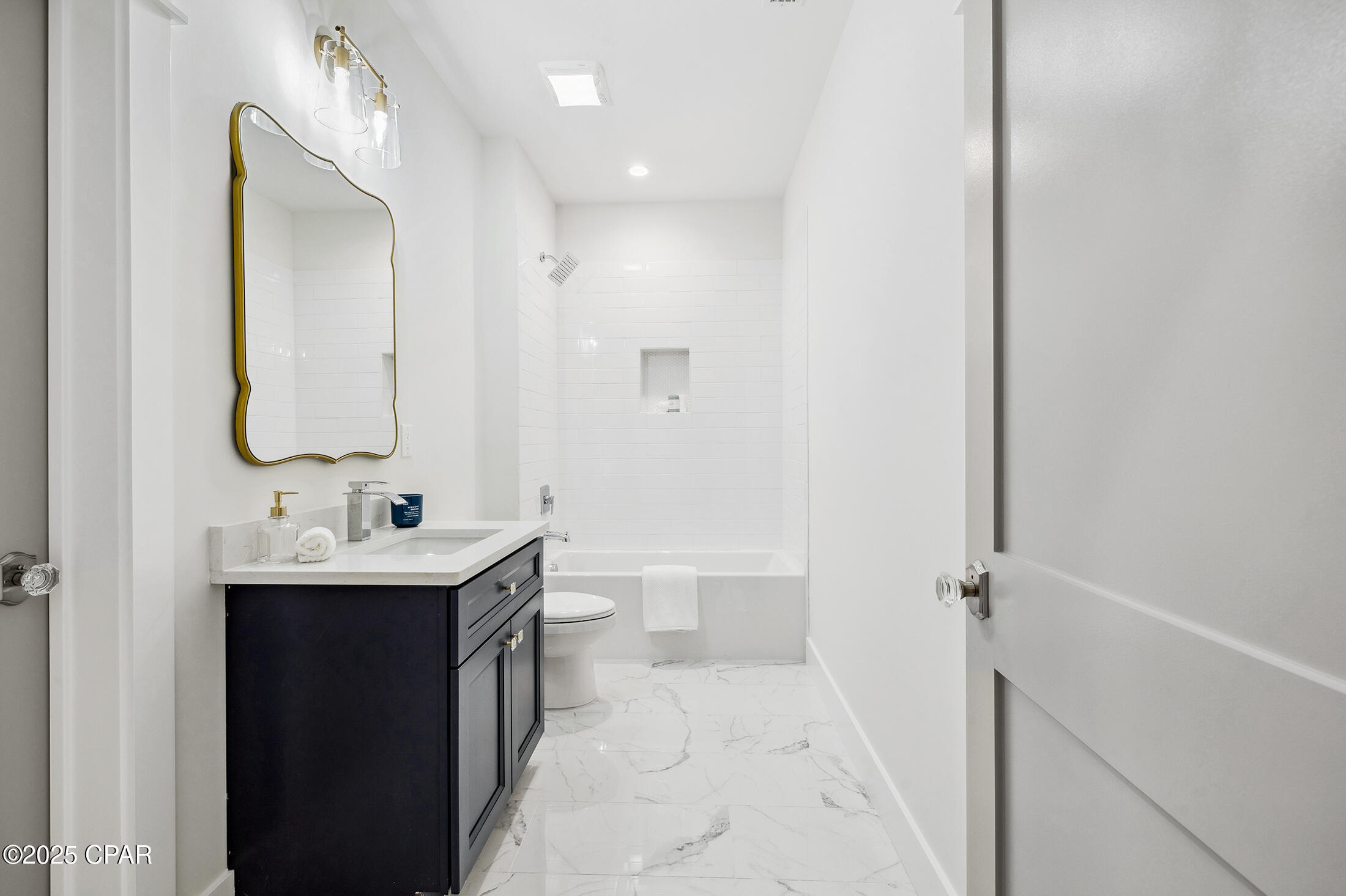 1152 Cove Pointe Drive
