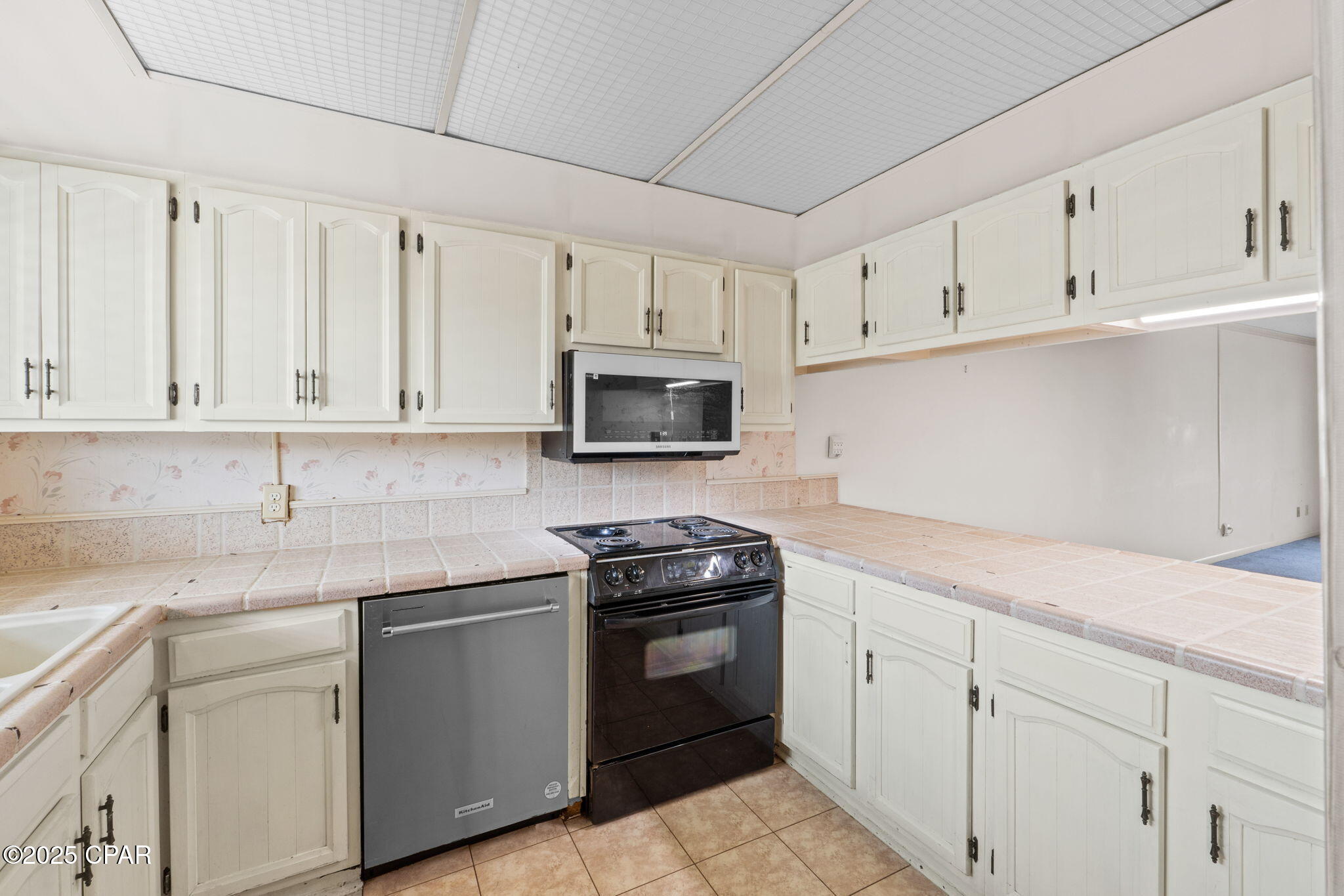 100 Cherry Street 202