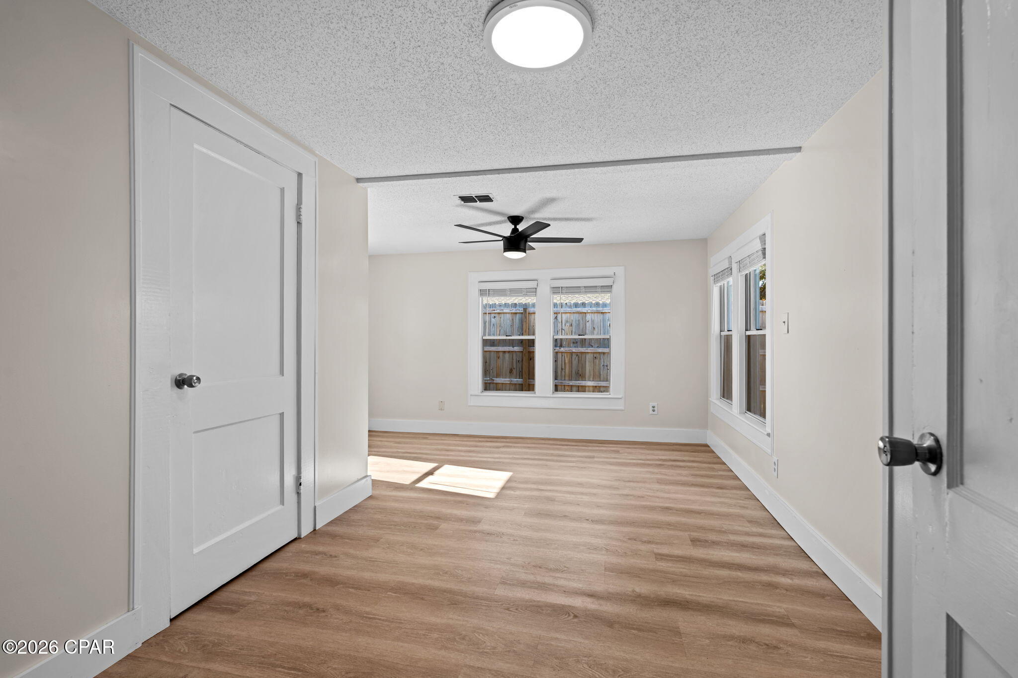 206 E 2nd Court A & B