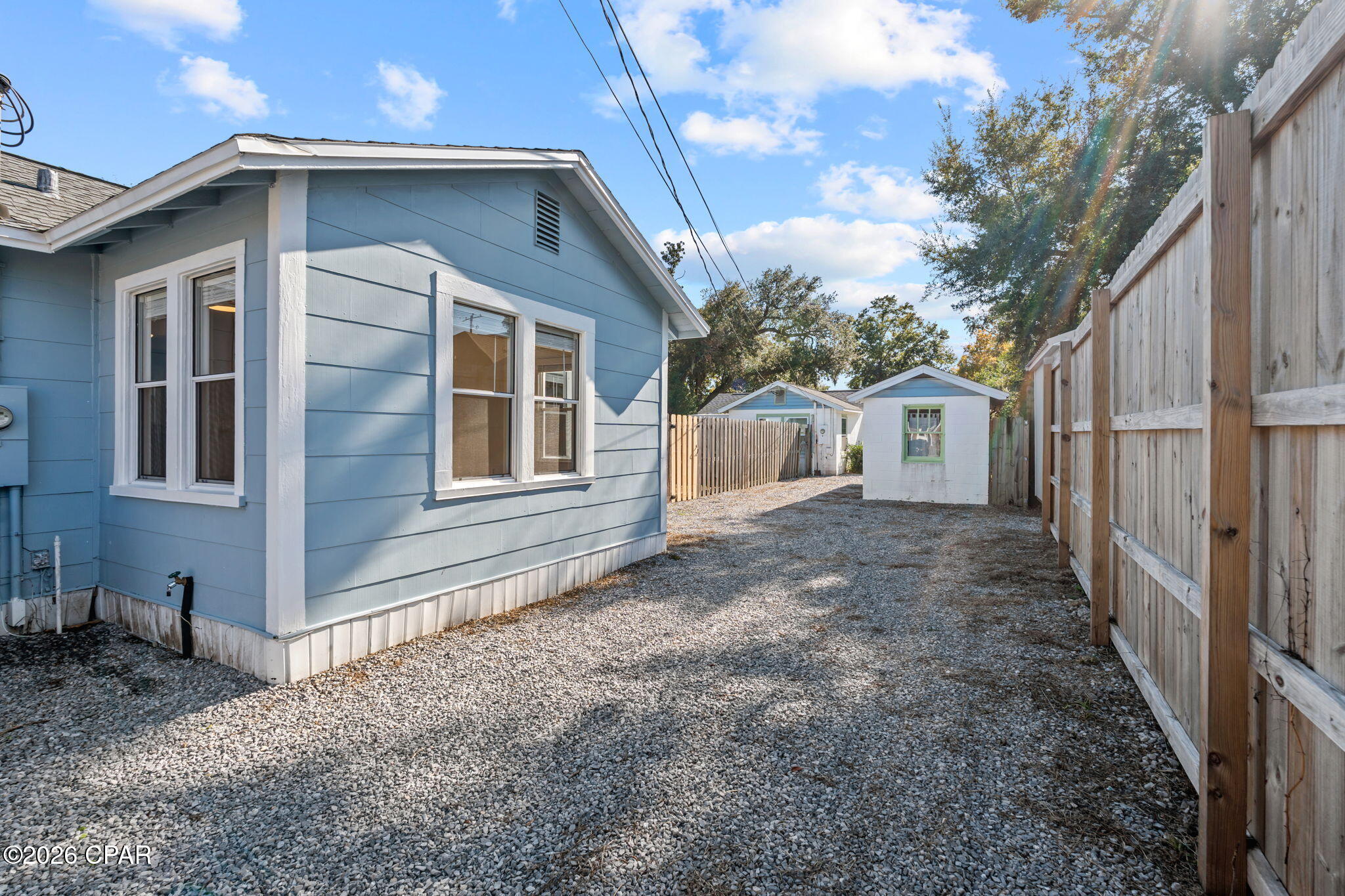 206 E 2nd Court A & B