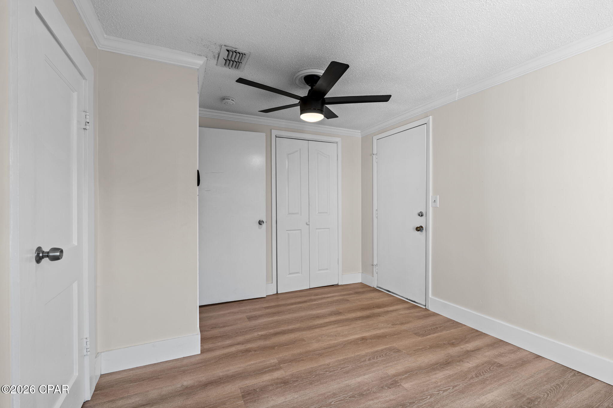 206 E 2nd Court A & B