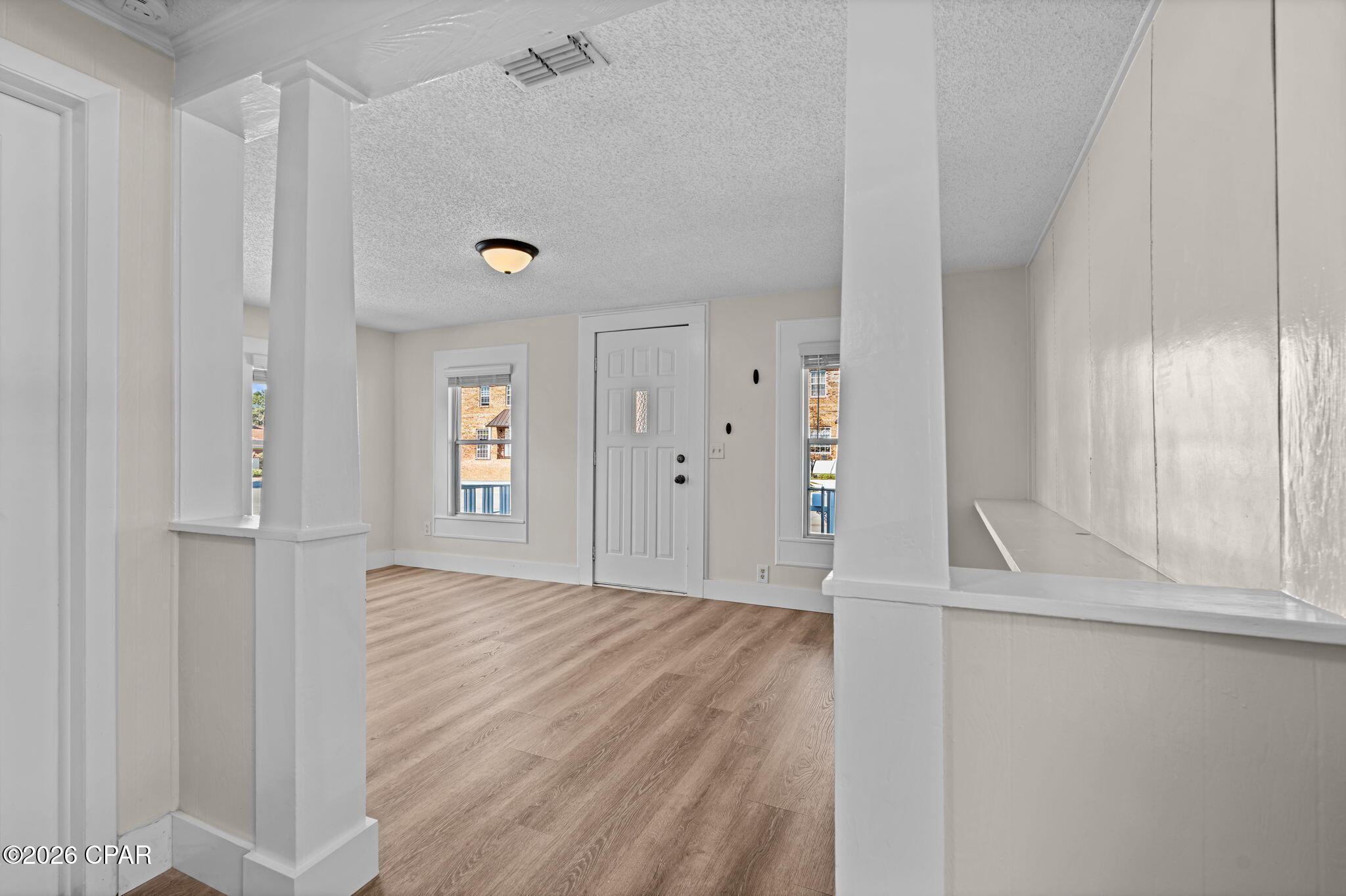 206 E 2nd Court A & B