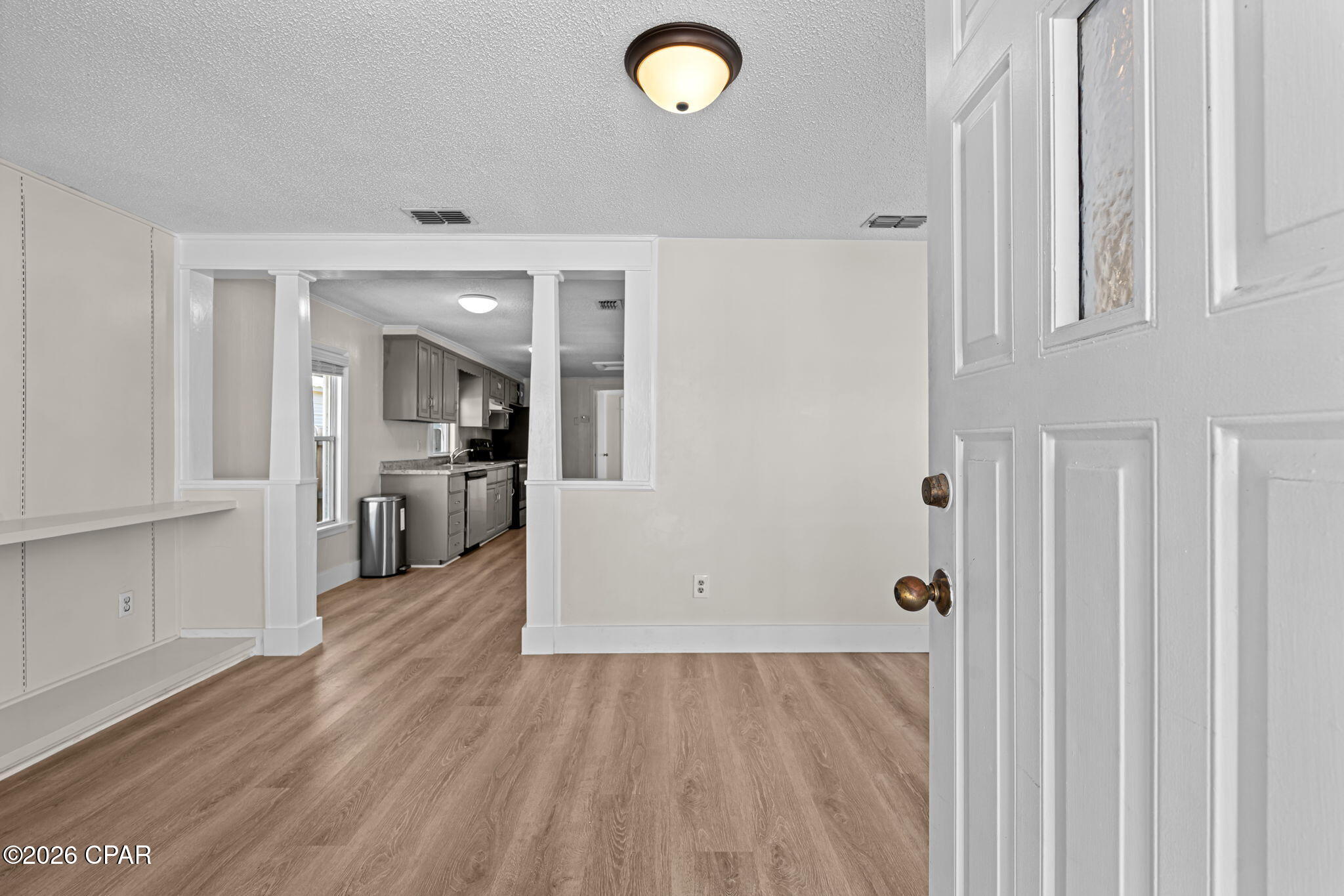 206 E 2nd Court A & B