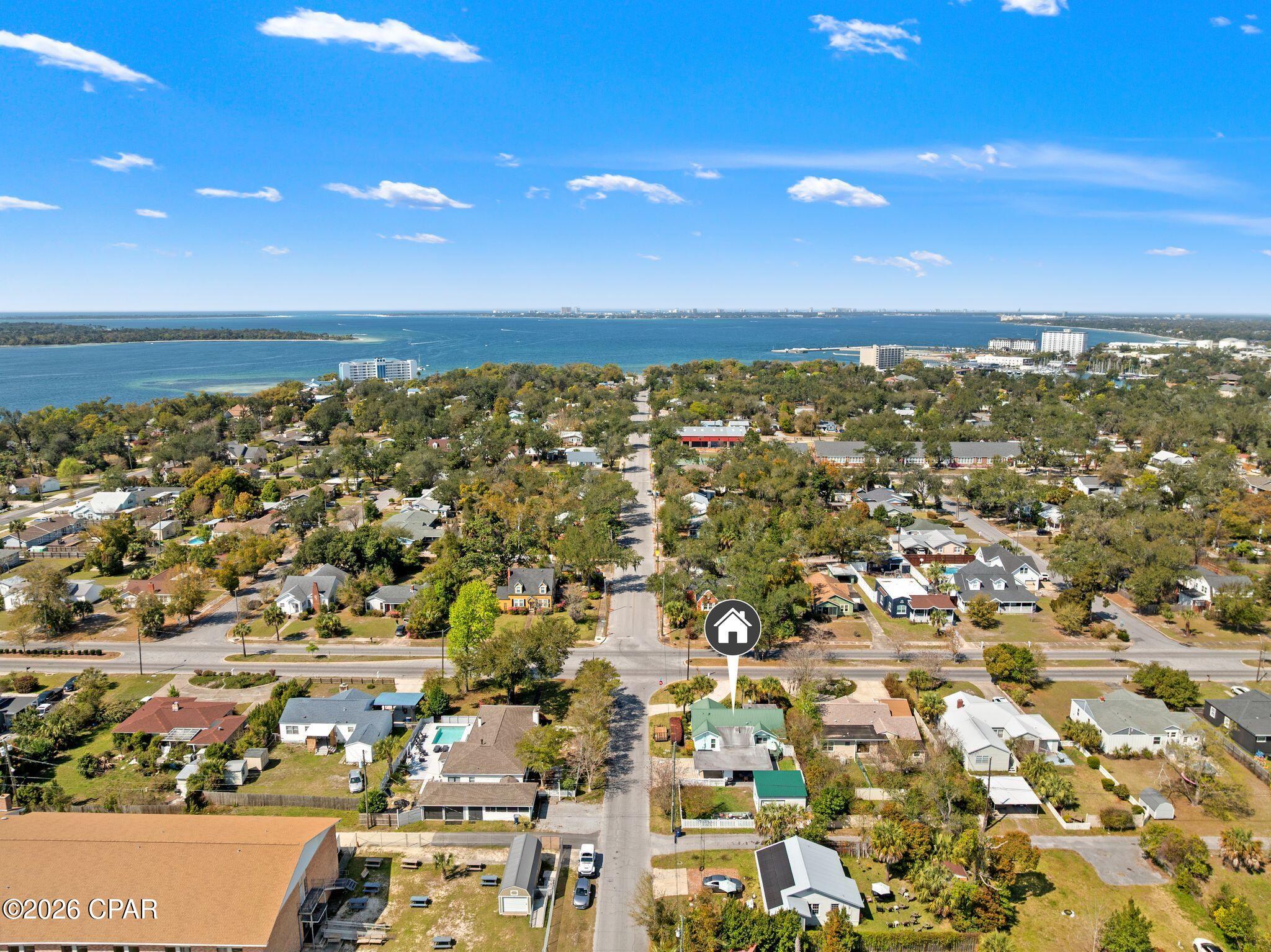 200 N Cove Boulevard