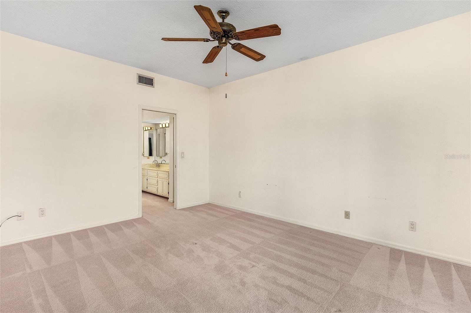 1003 SW 47TH TERRACE Unit: 204
