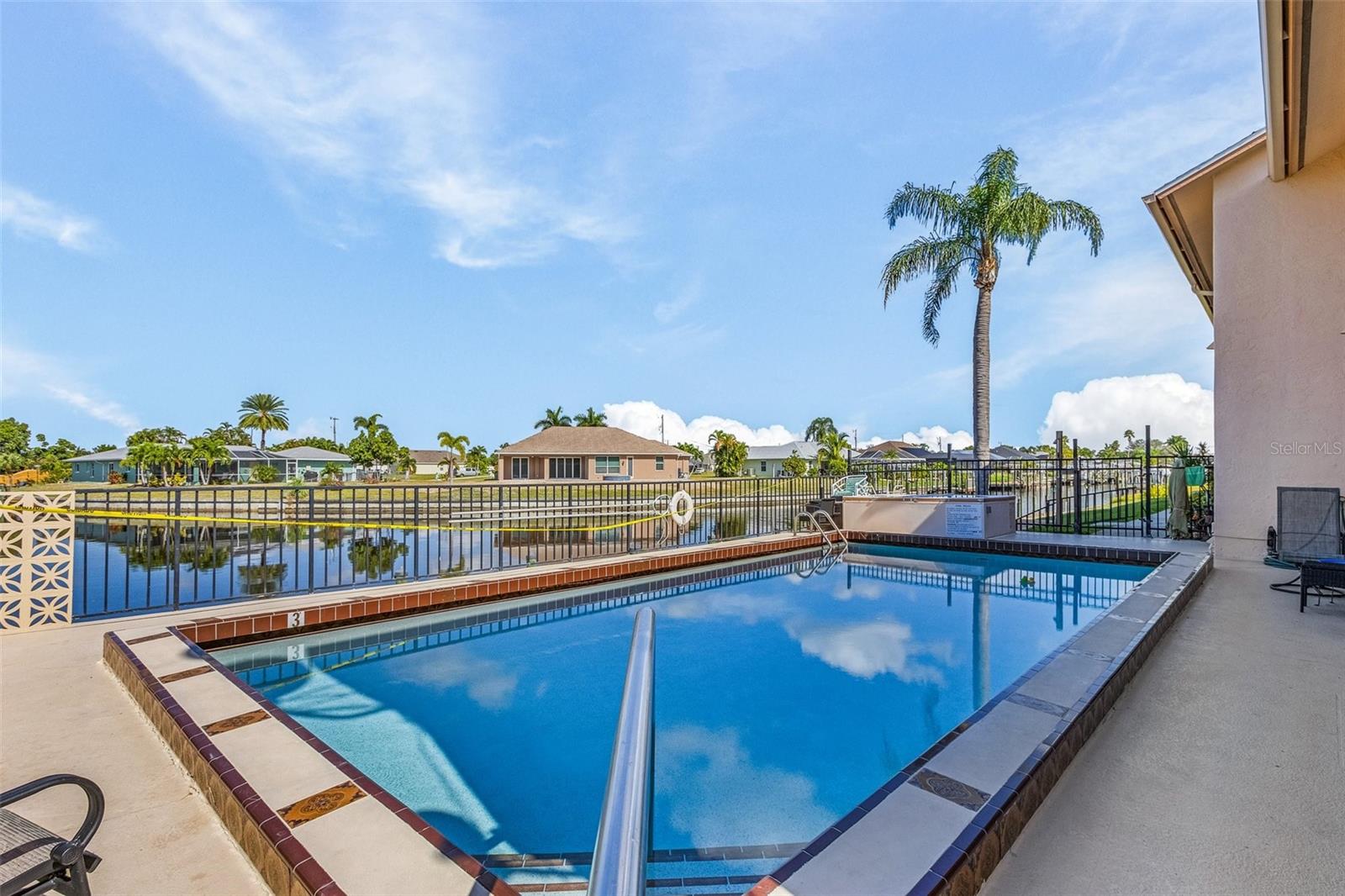 1003 SW 47TH TERRACE Unit: 204