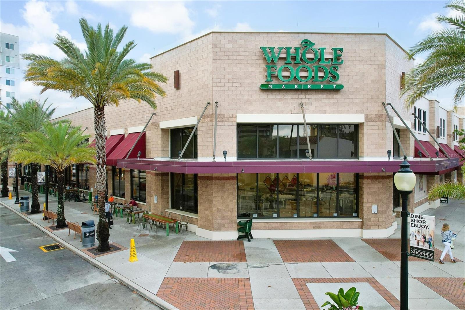 111 S PINEAPPLE AVE #1102
