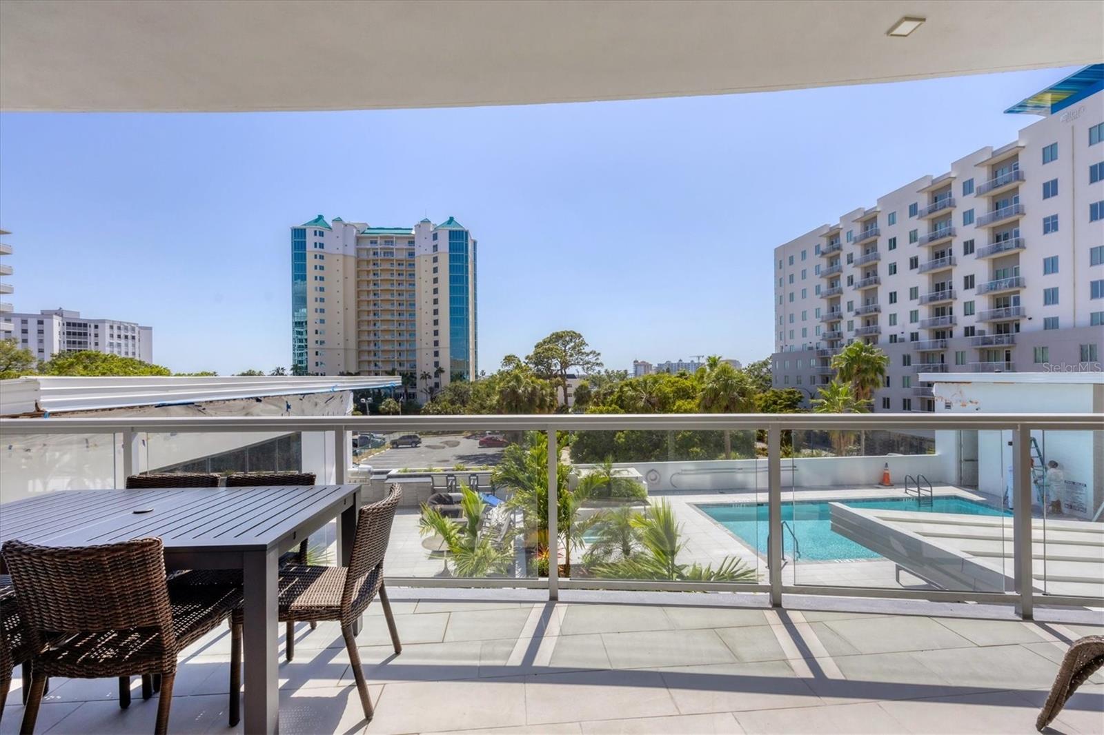 300 S PINEAPPLE AVE #302