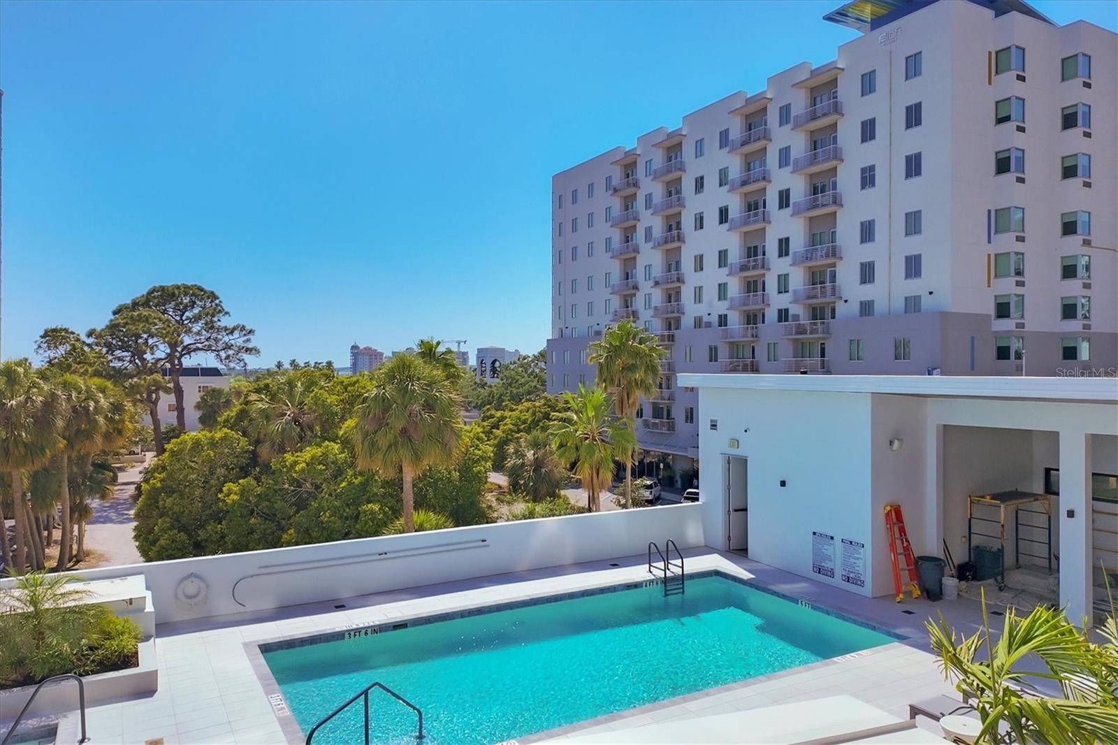 300 S PINEAPPLE AVE #302