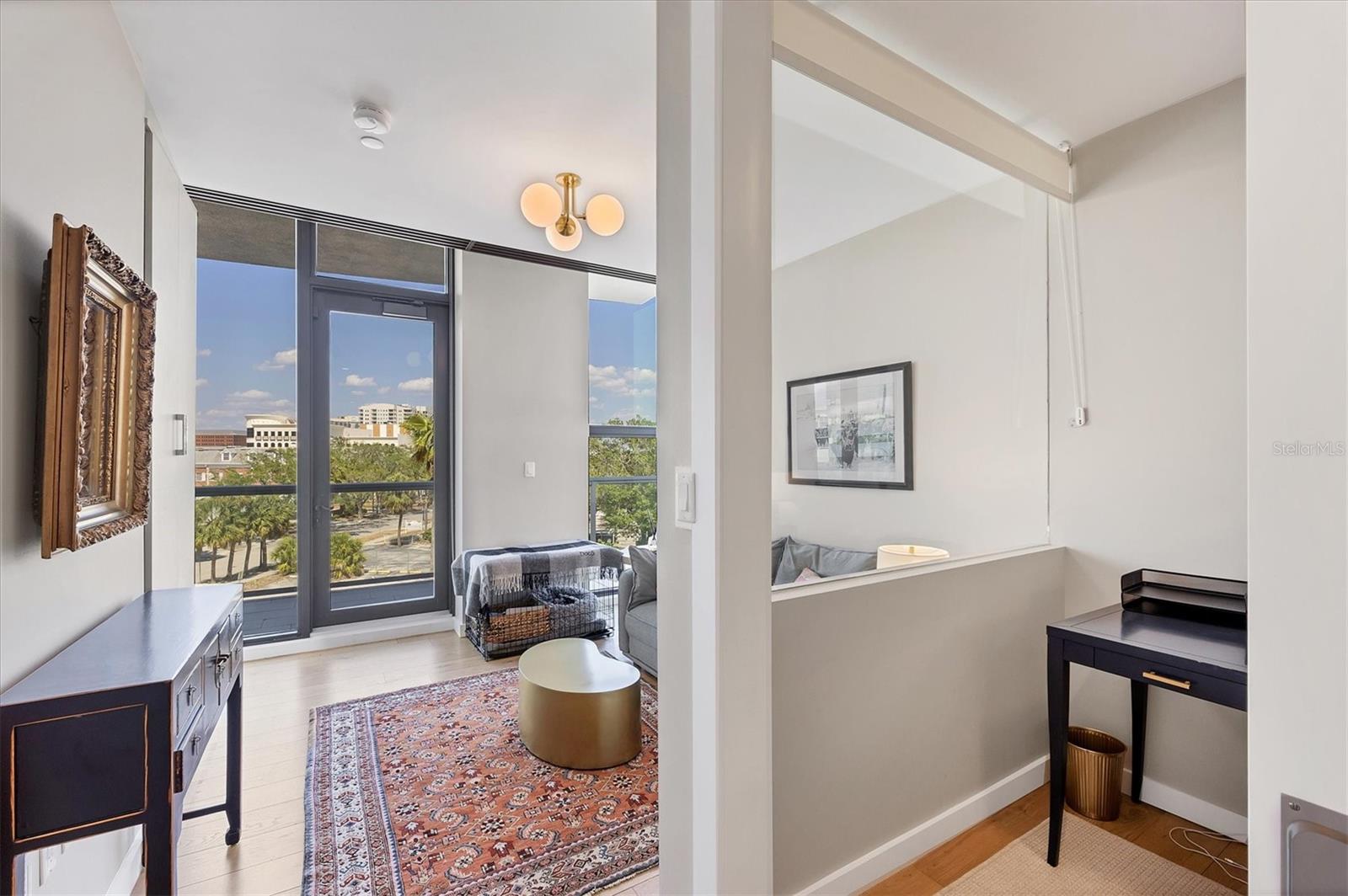 300 S PINEAPPLE AVE #302