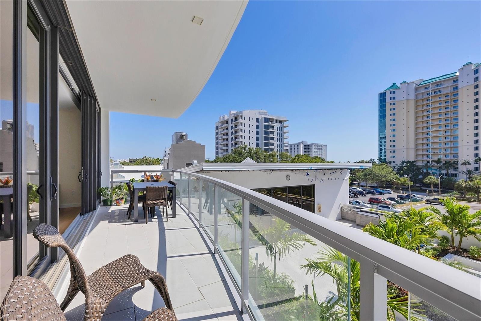 300 S PINEAPPLE AVE #302