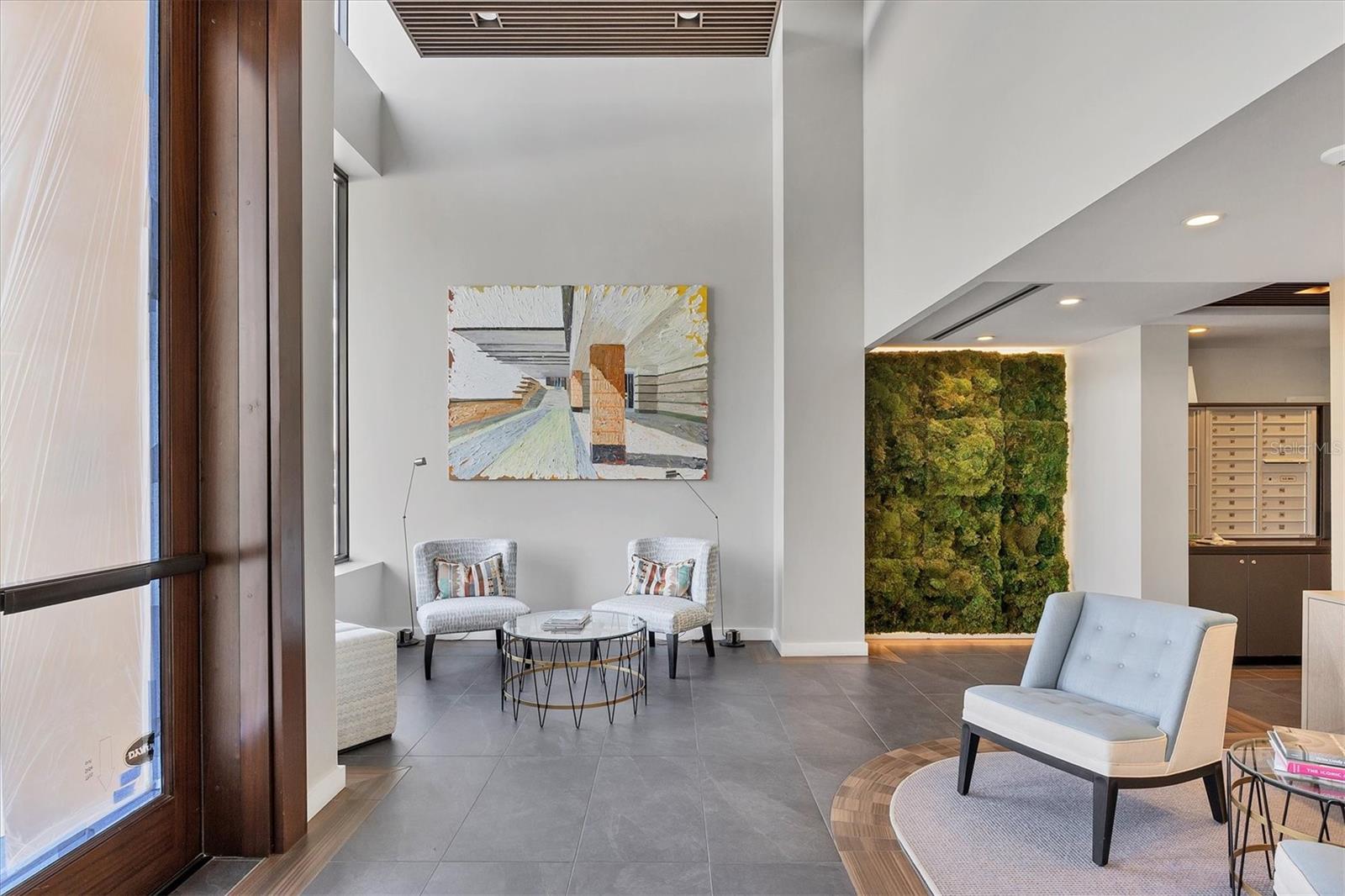 300 S PINEAPPLE AVE #302