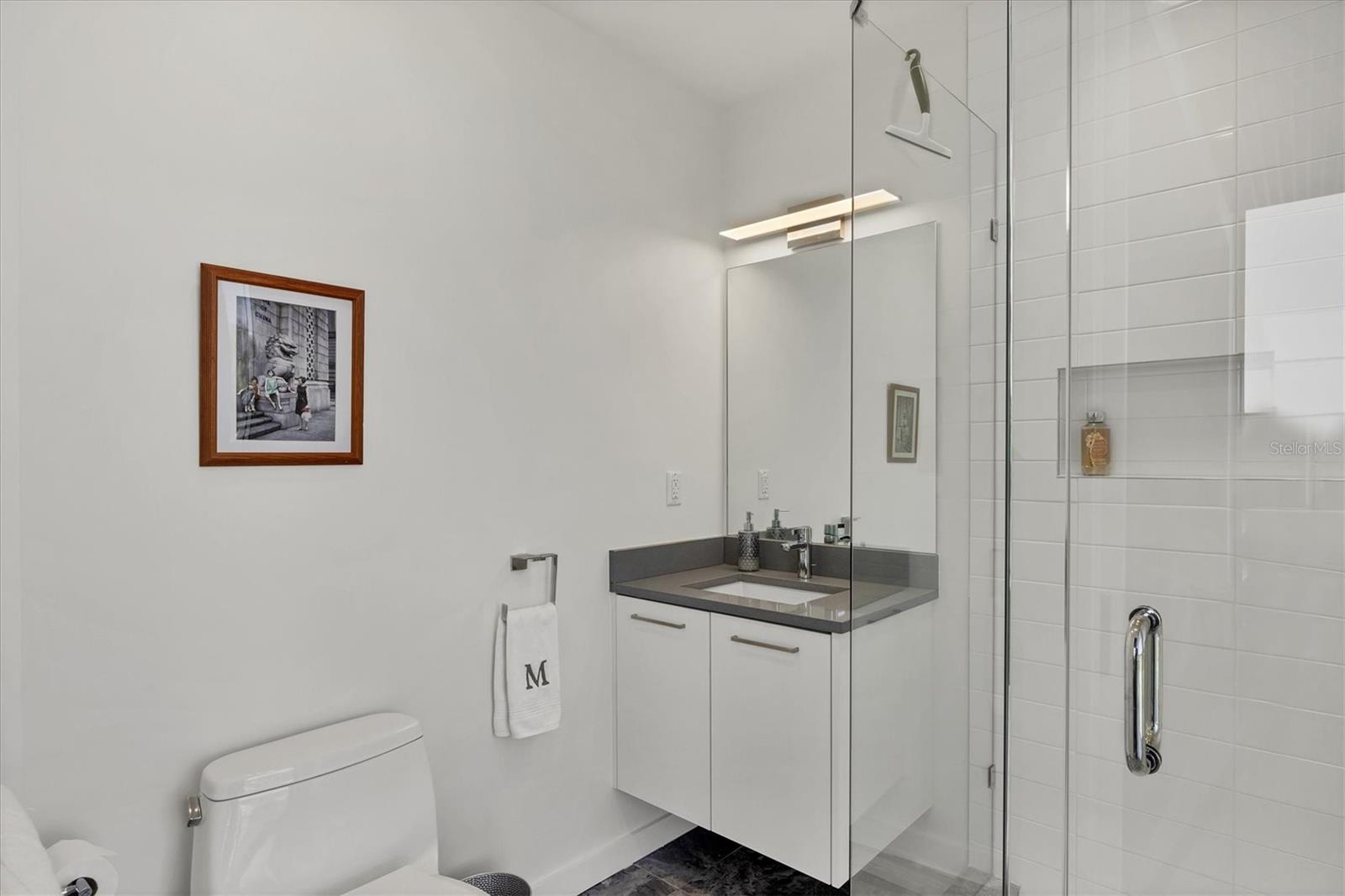 300 S PINEAPPLE AVE #302