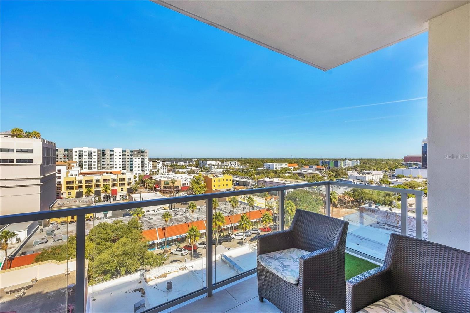 111 S PINEAPPLE AVE #816