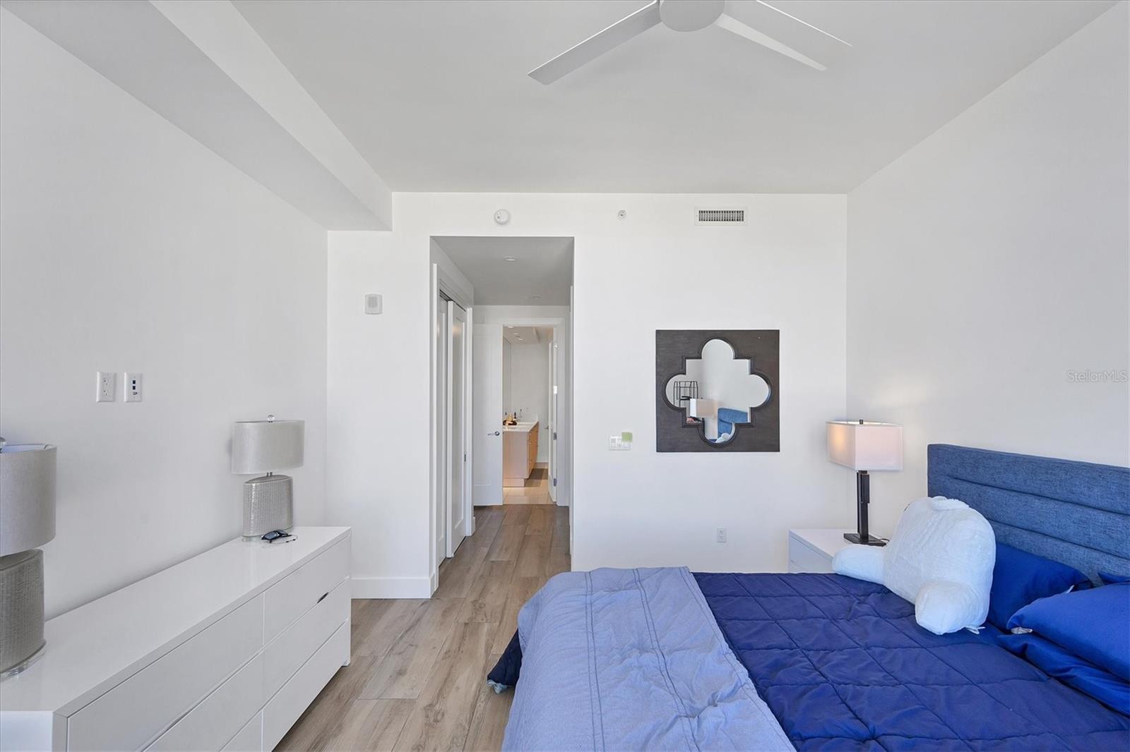 111 S PINEAPPLE AVE #816