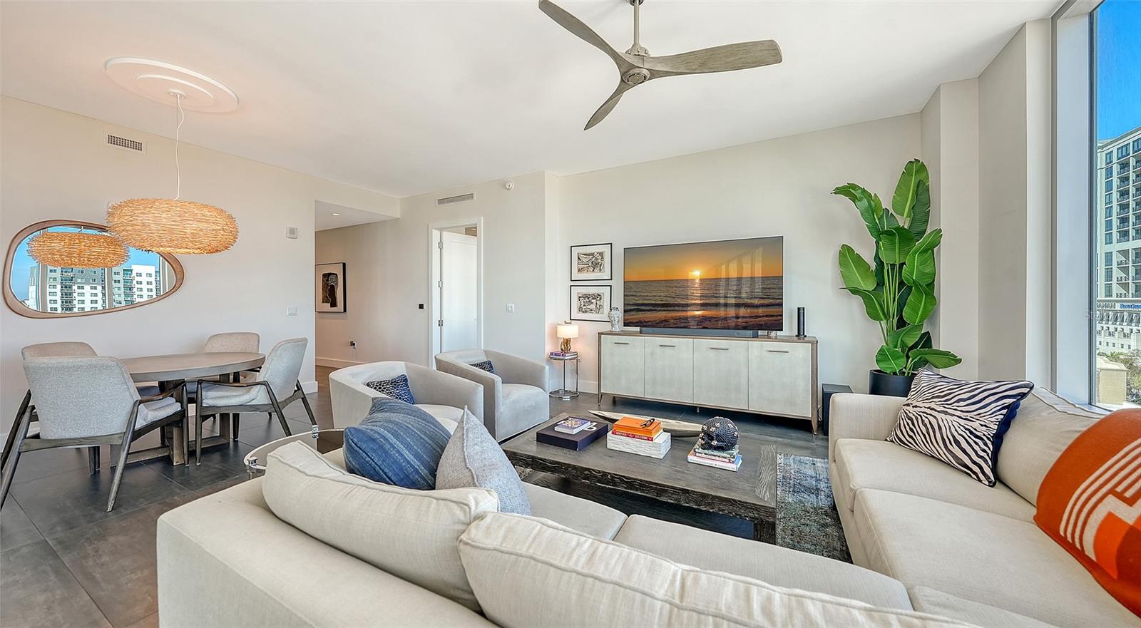 111 S PINEAPPLE AVE #601