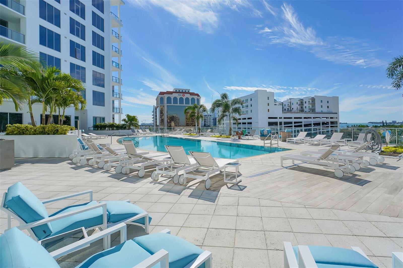 111 S PINEAPPLE AVE #601
