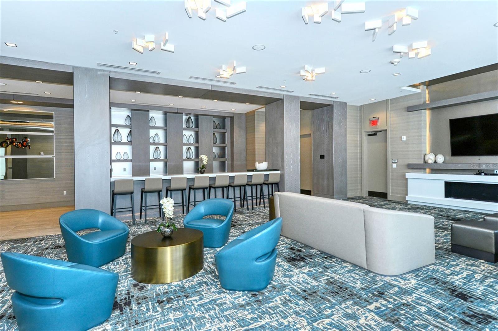 111 S PINEAPPLE AVE #601