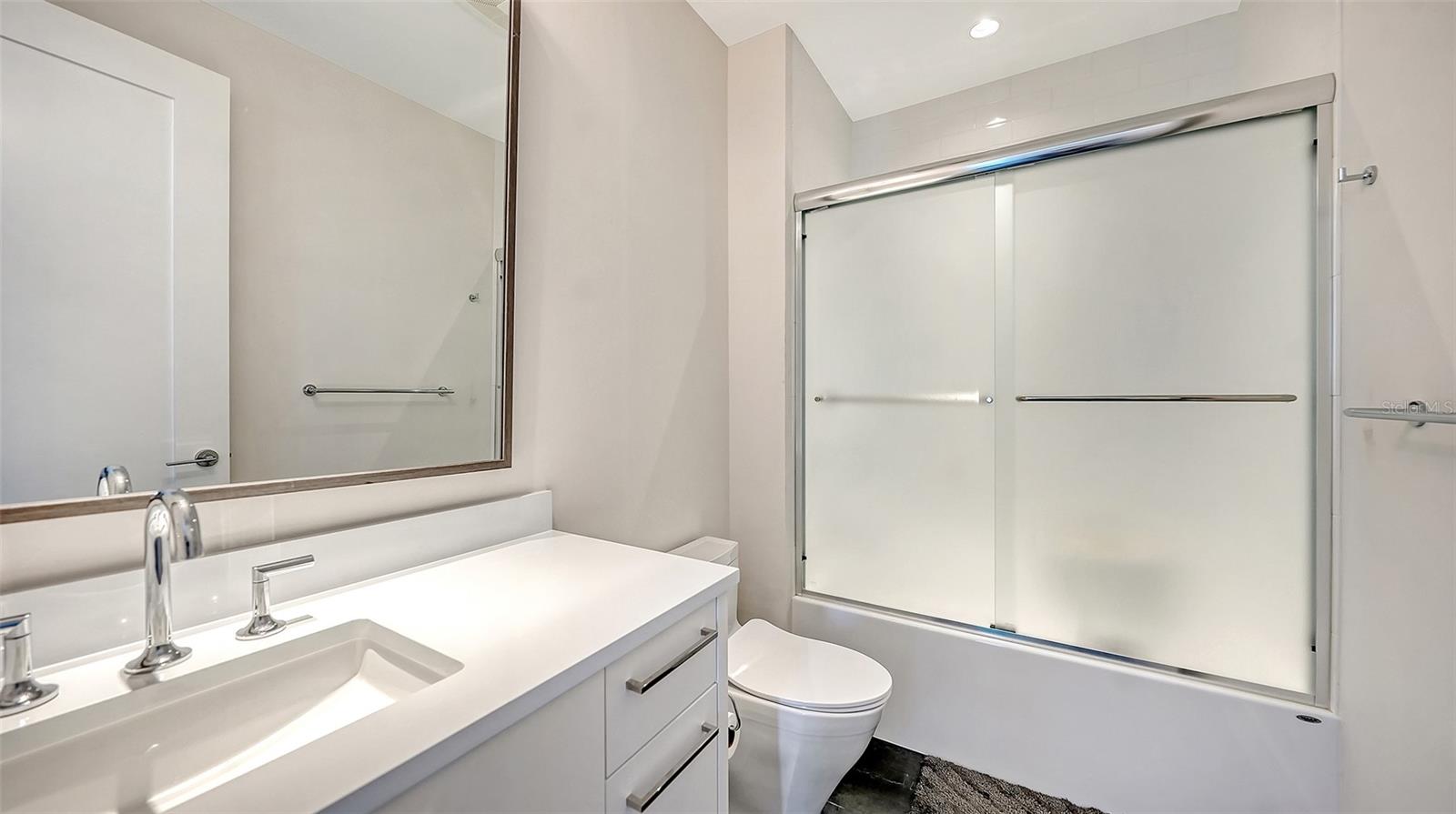 111 S PINEAPPLE AVE #601