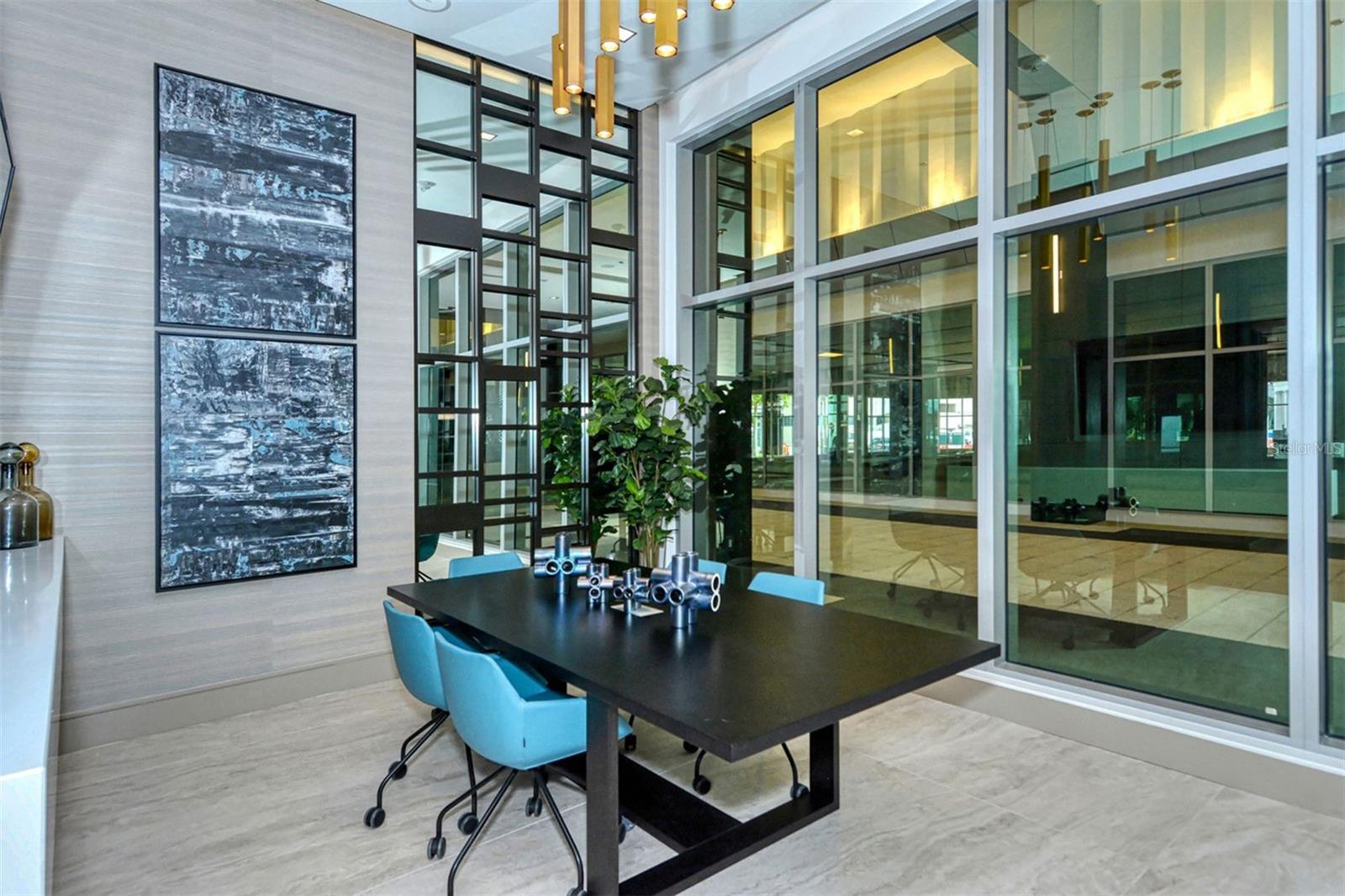 111 S PINEAPPLE AVE #601