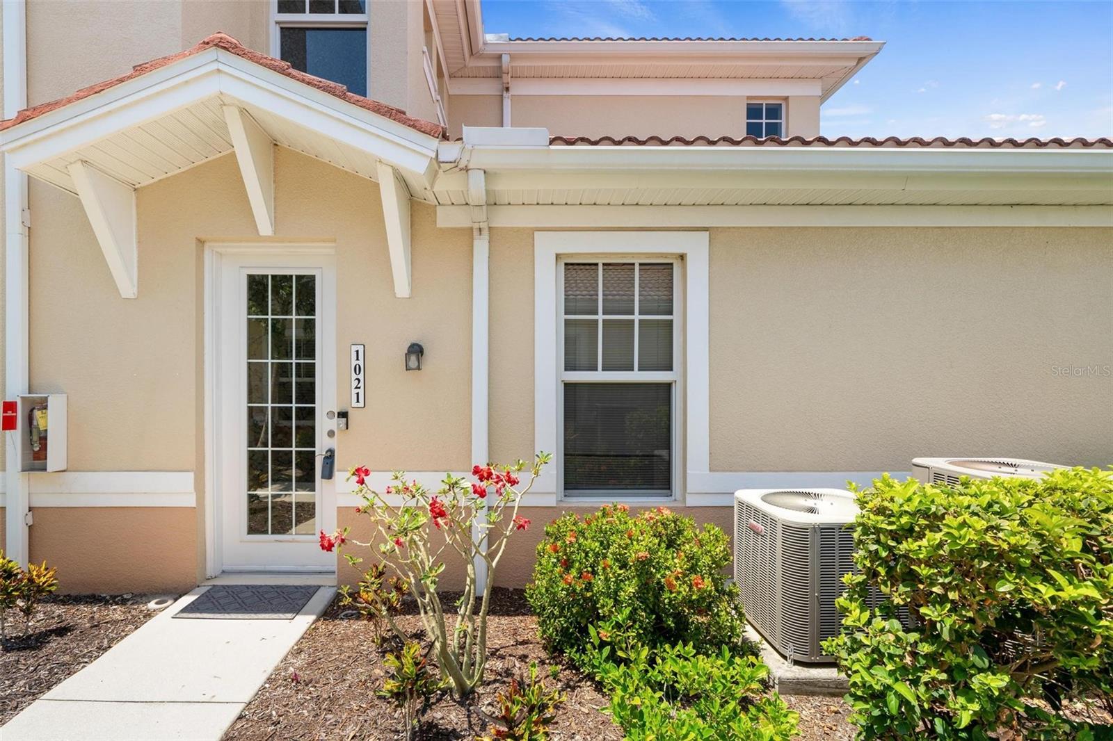 240 W END DR #1021
