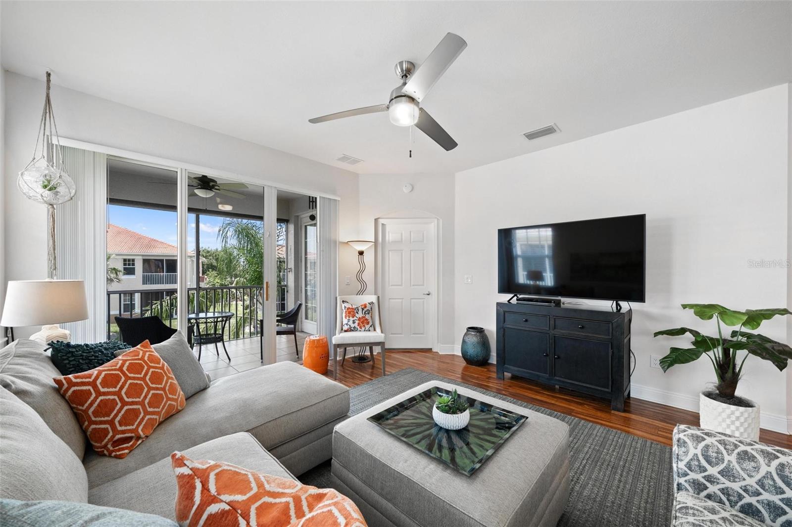 240 W END DR #1021
