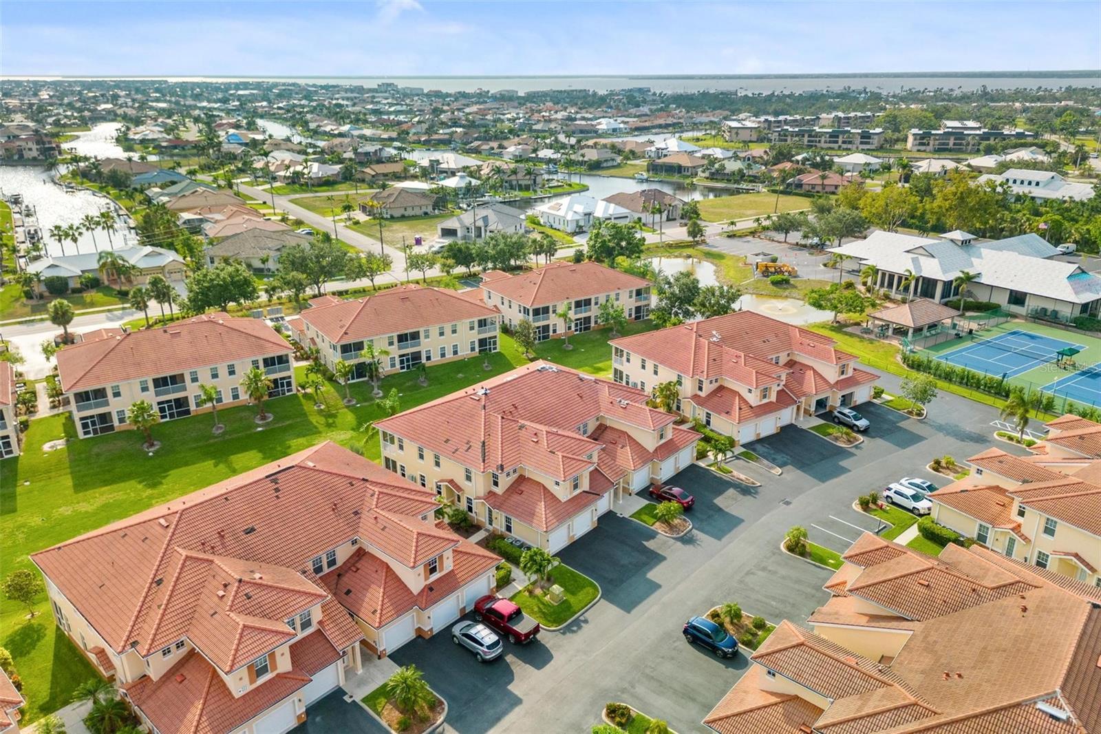 240 W END DR #1021