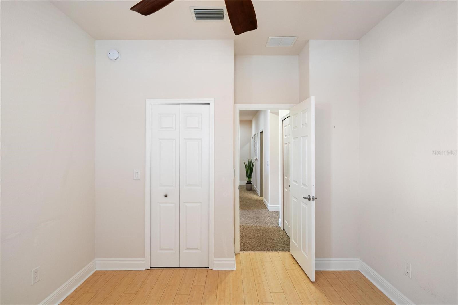 240 W END DR #1021