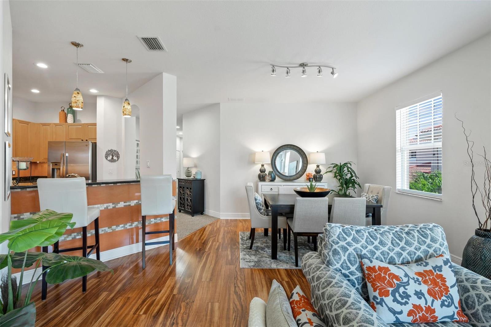 240 W END DR #1021