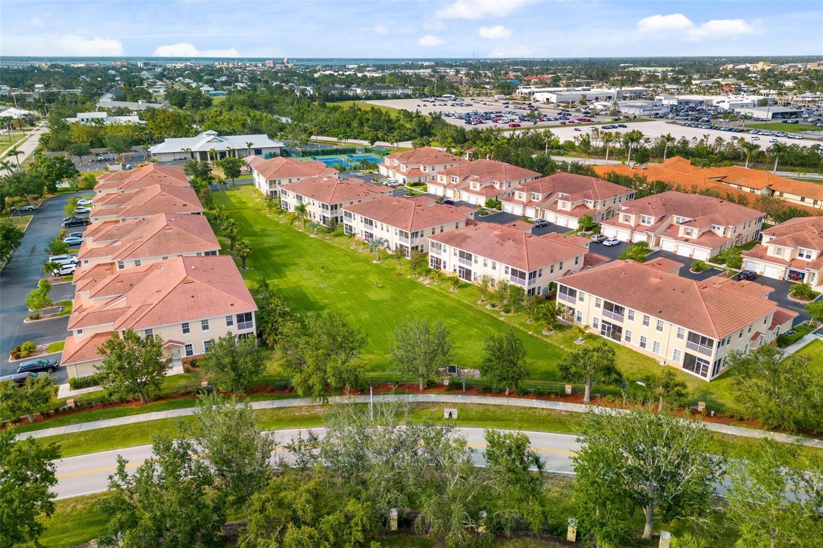 240 W END DR #1021