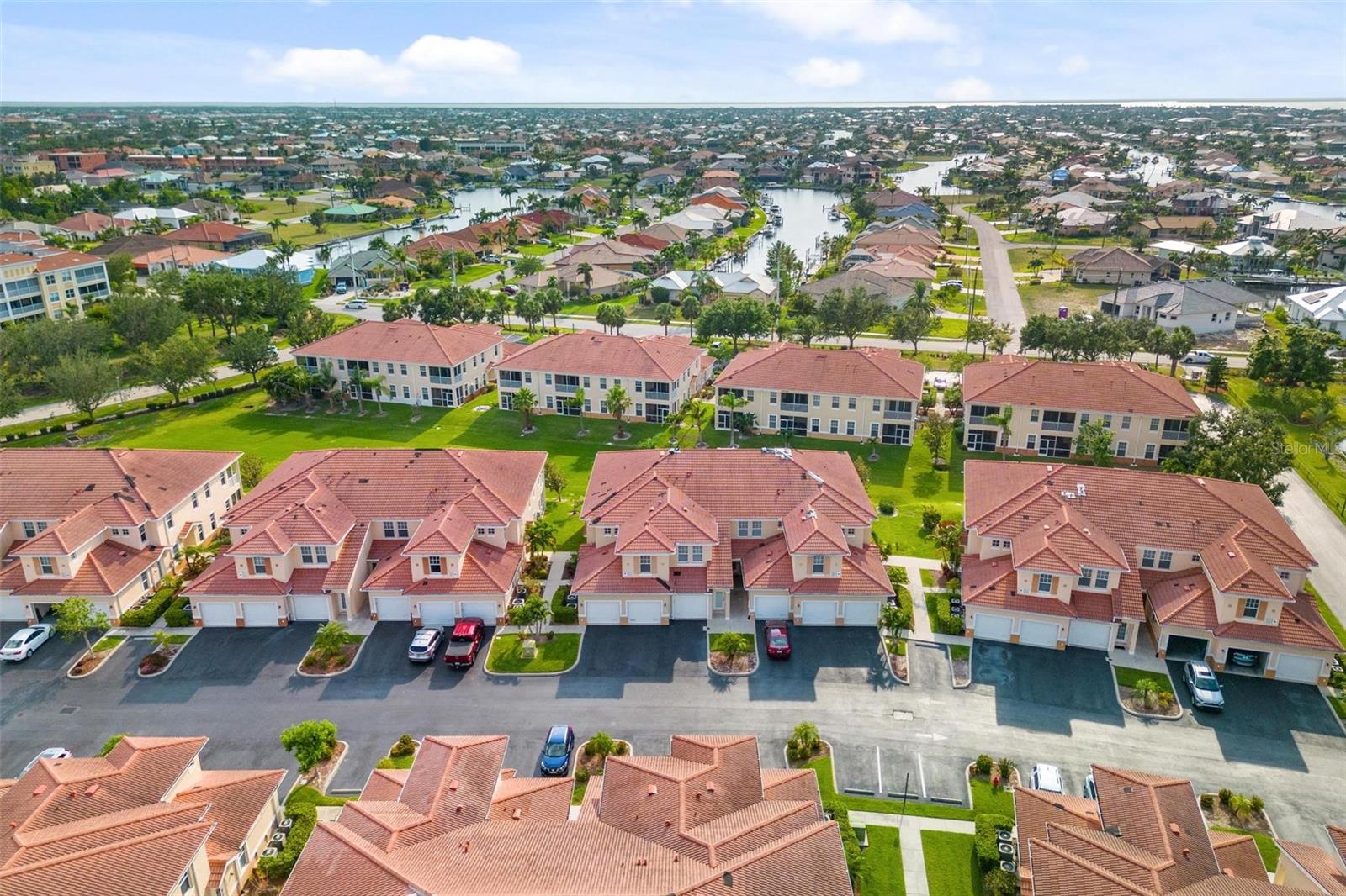 240 W END DR #1021