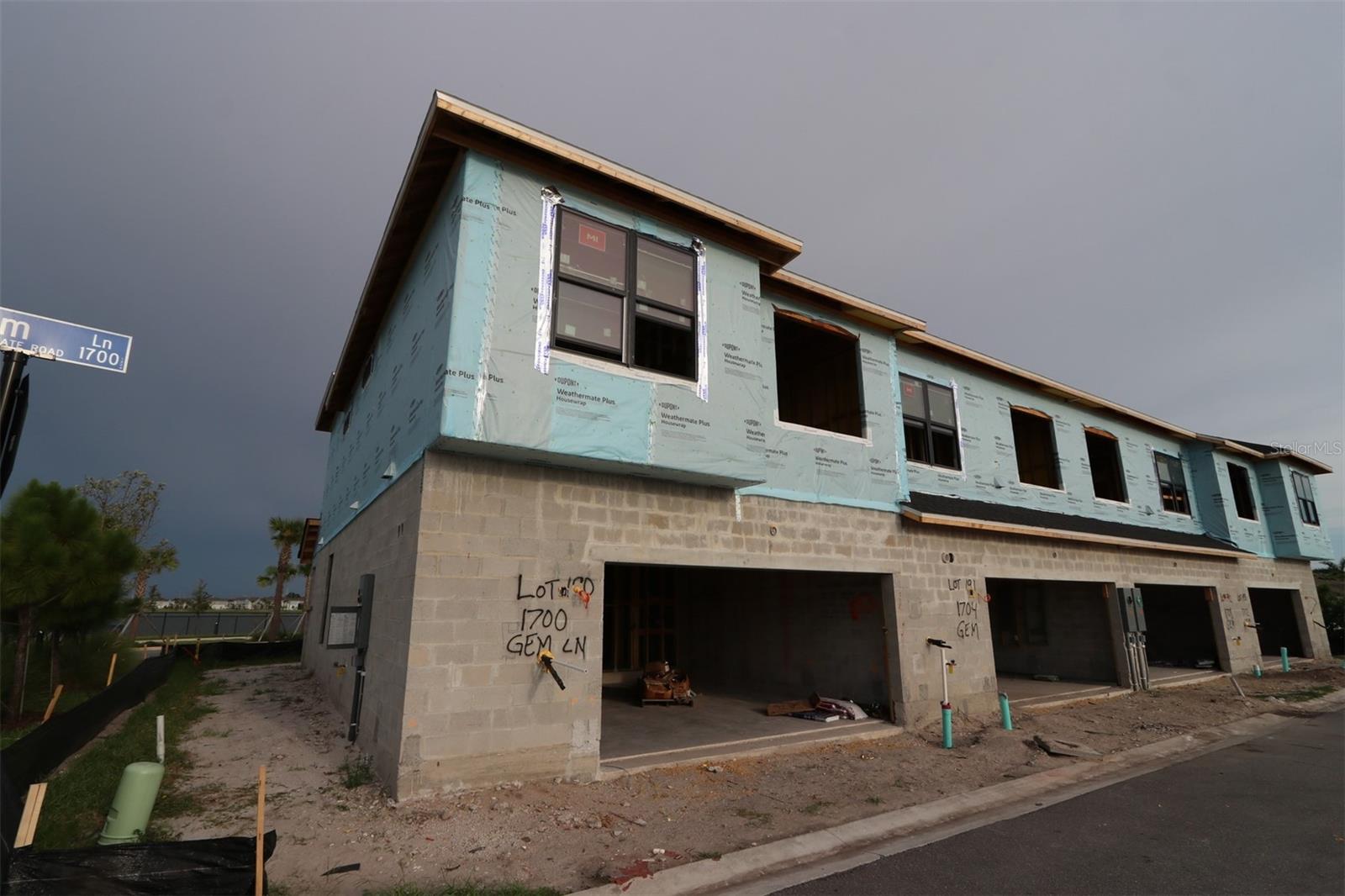1700 GEM LN