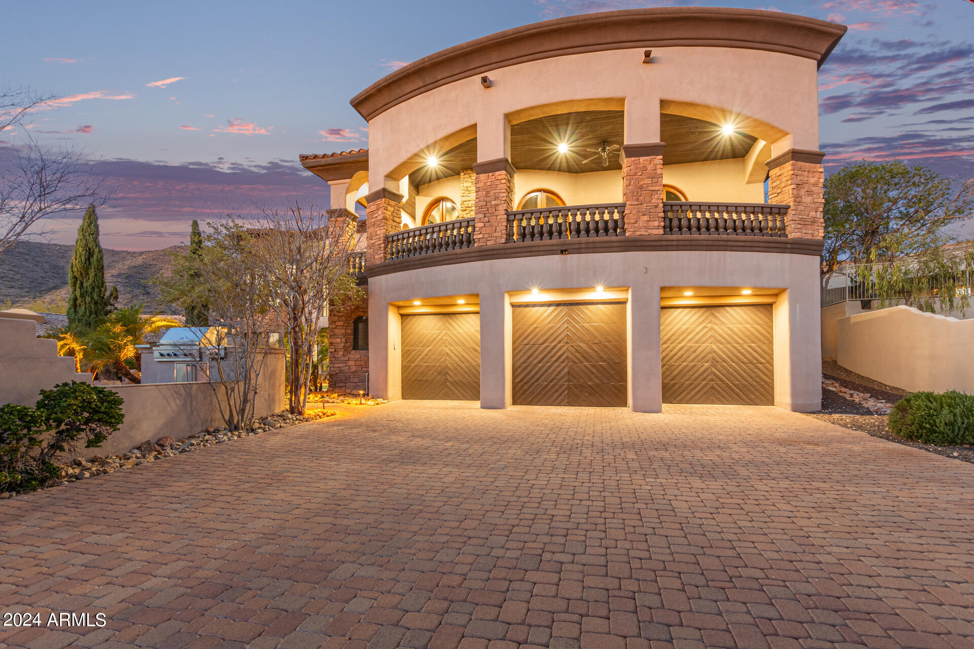 11861 E DESERT TRAIL Road