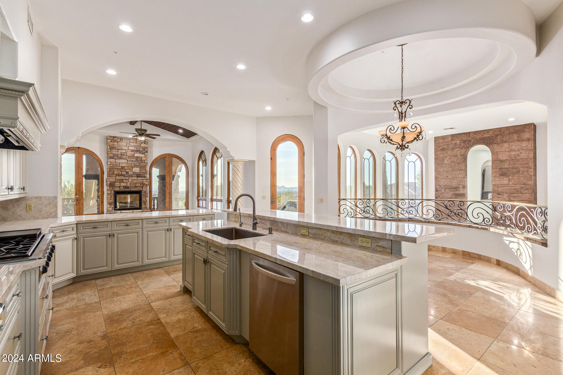 11861 E DESERT TRAIL Road