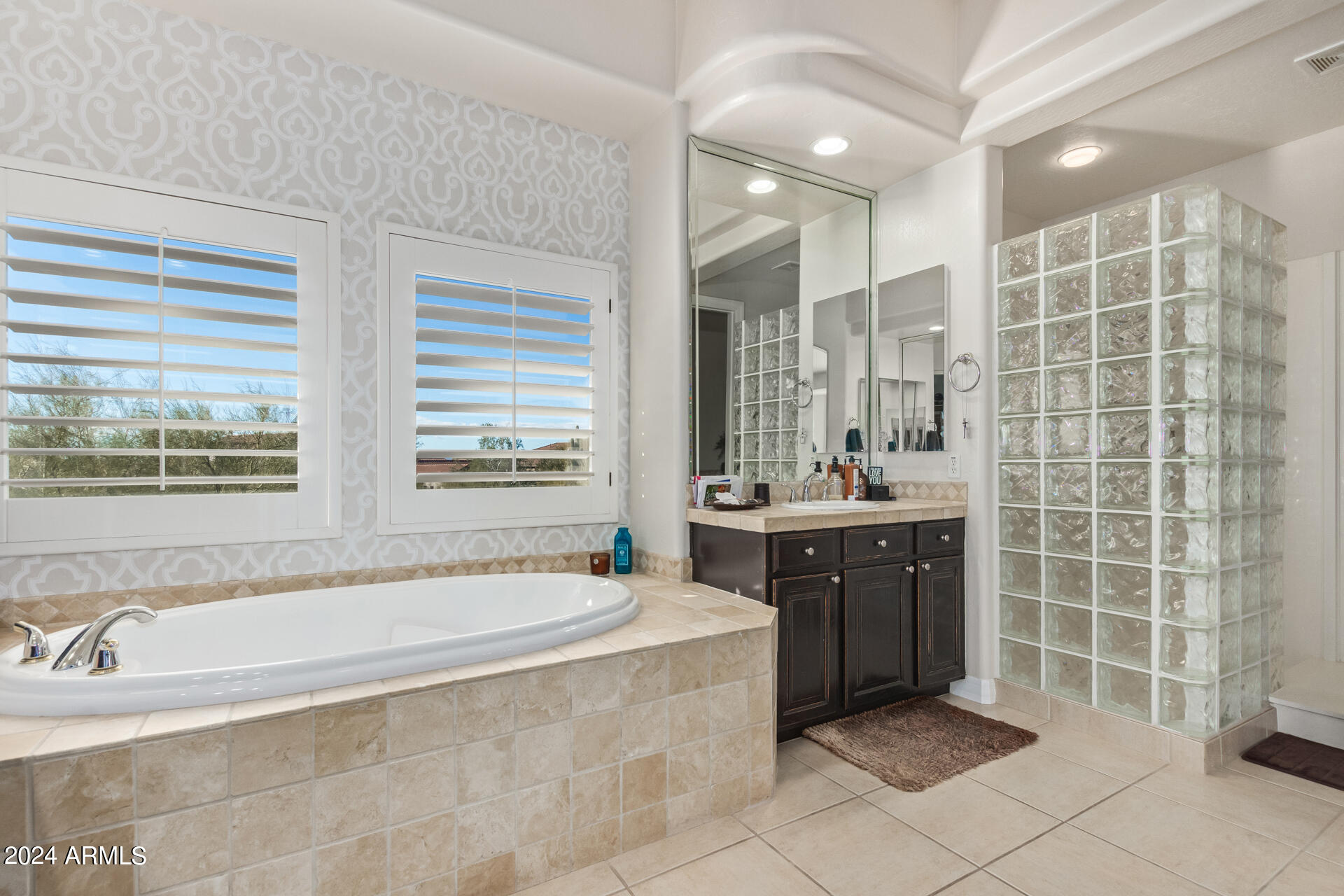 5401 E CALLE DE LAS ESTRELLAS