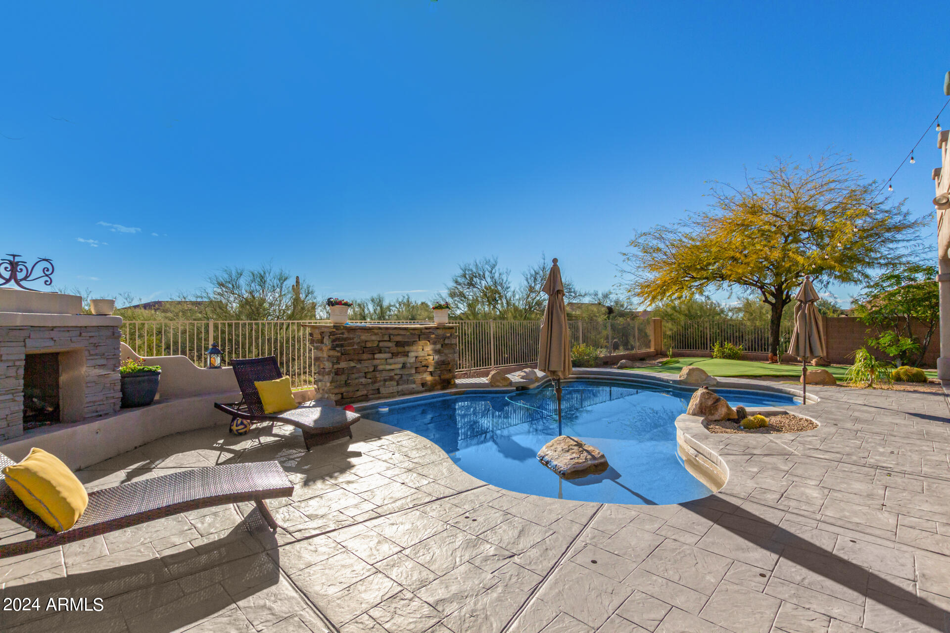 5401 E CALLE DE LAS ESTRELLAS