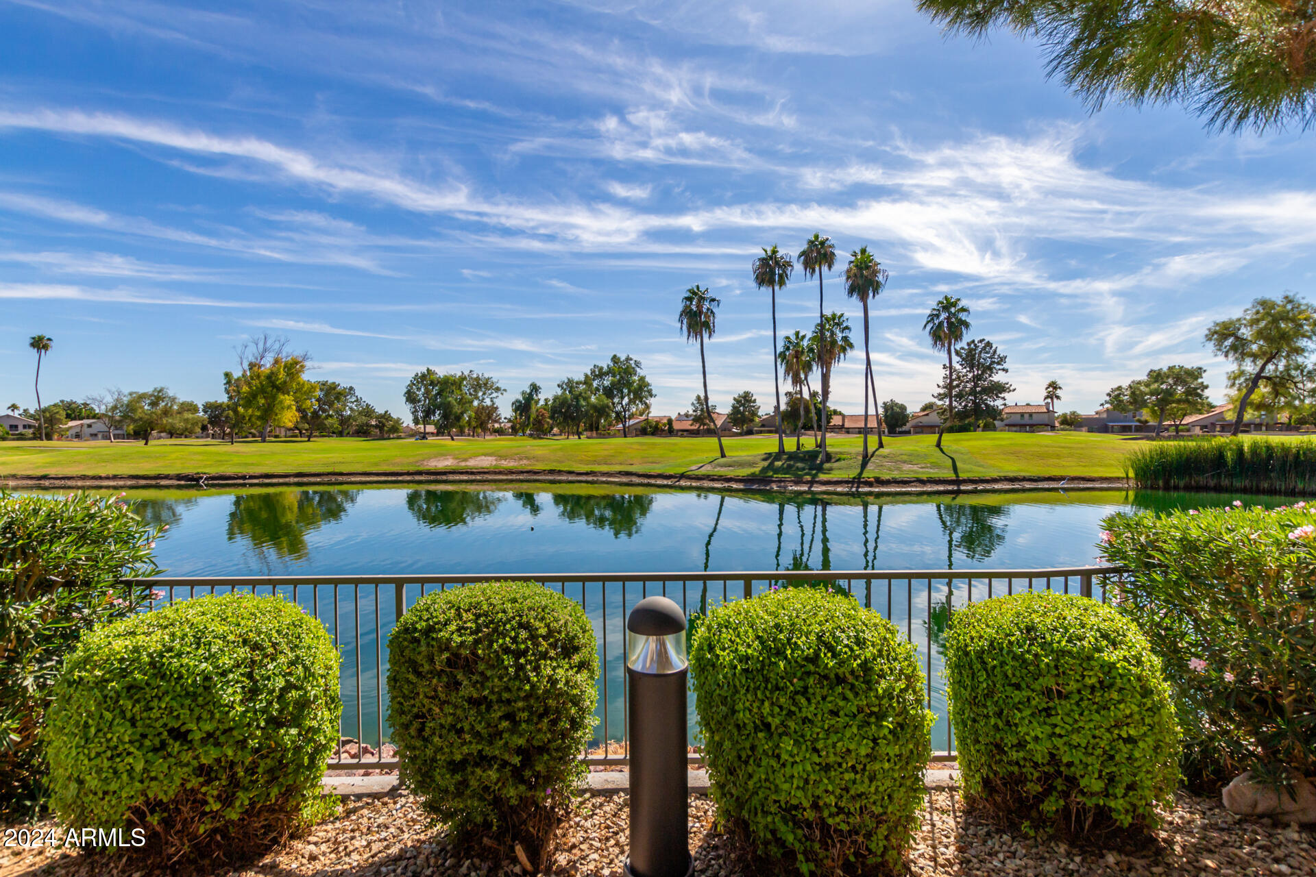 7401 W ARROWHEAD CLUBHOUSE Drive, 2084