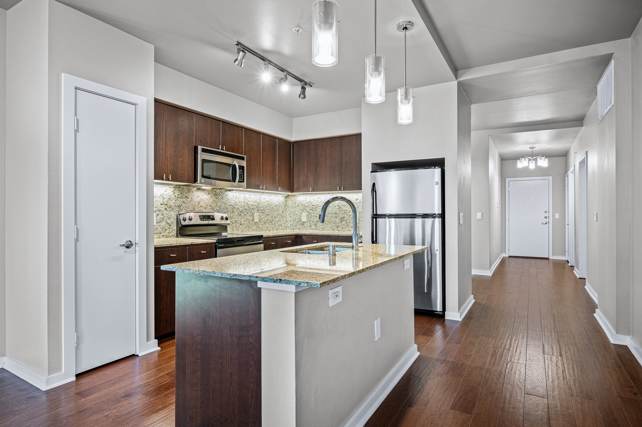 4107 Bowser Avenue 309
