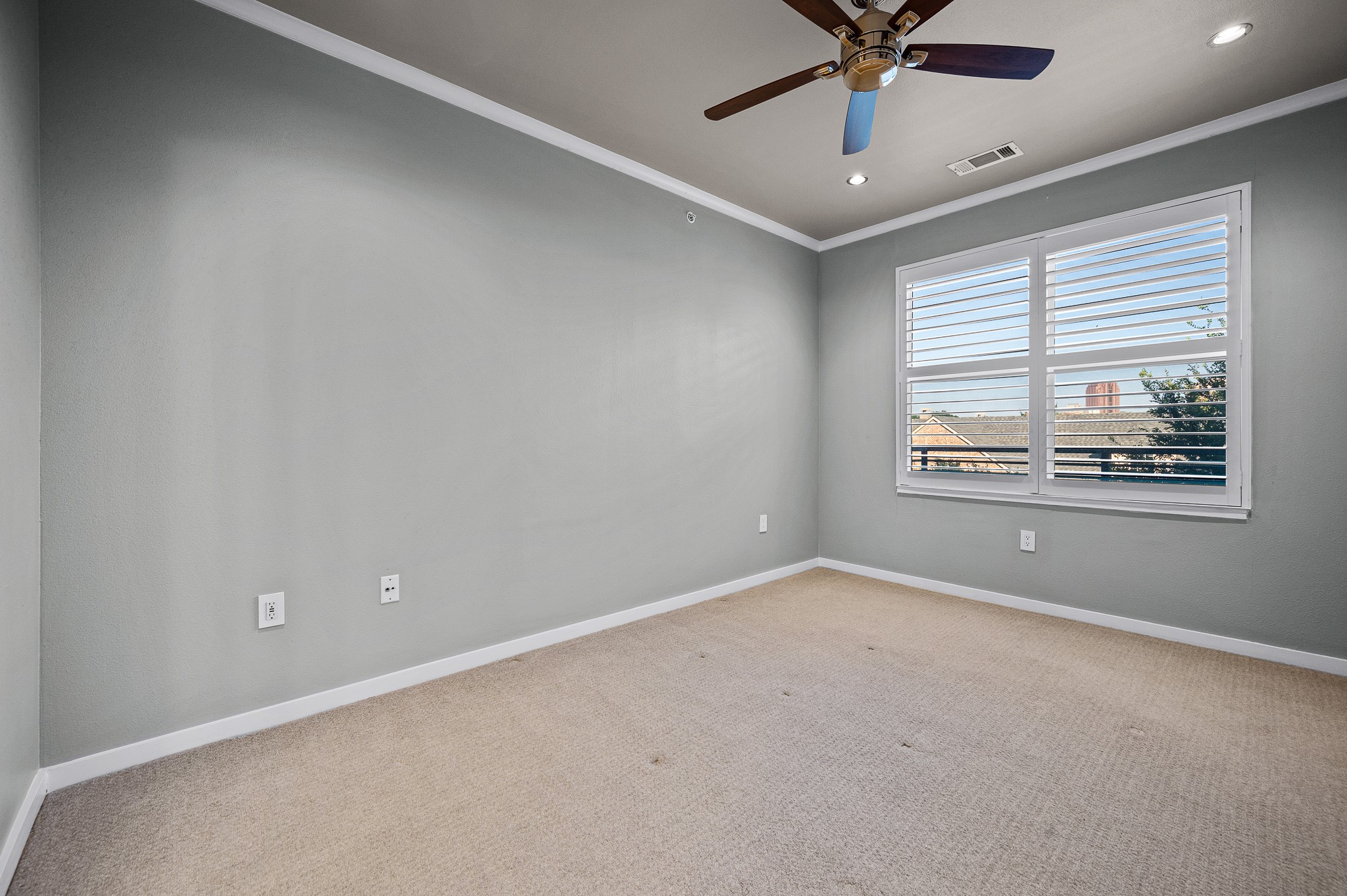 4107 Bowser Avenue 309