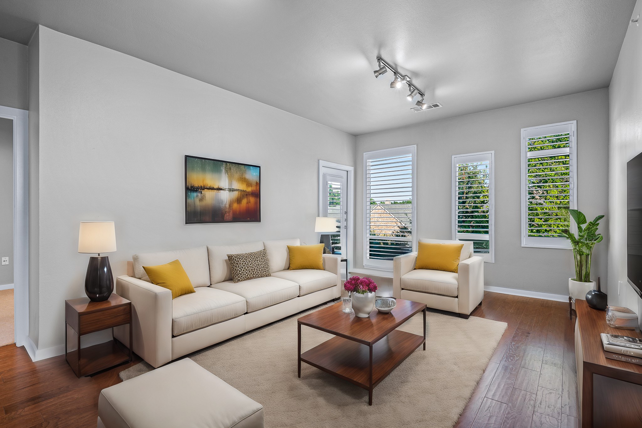 4107 Bowser Avenue 309