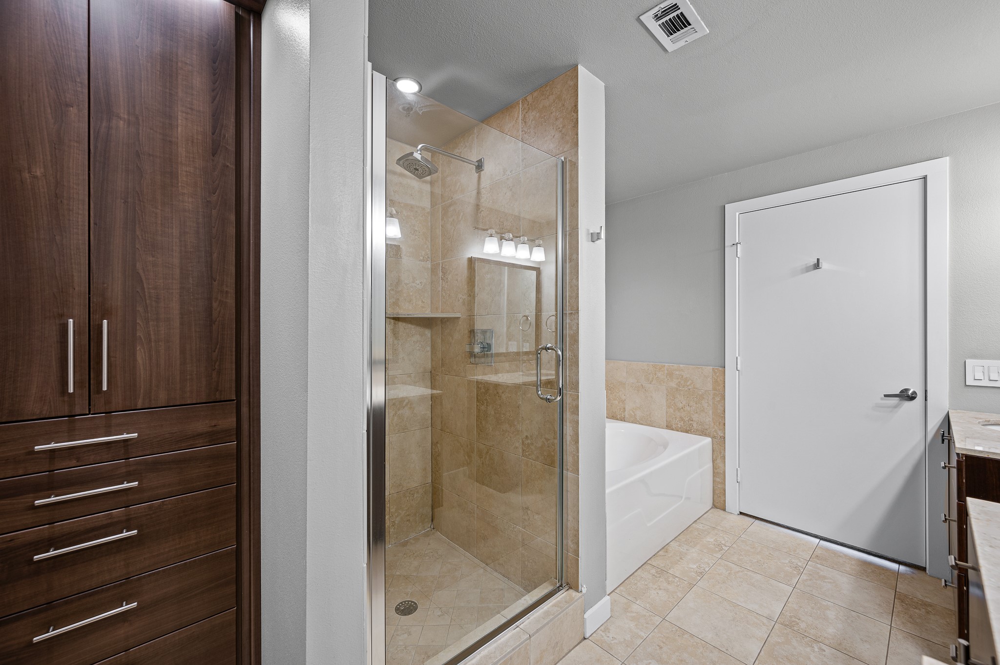4107 Bowser Avenue 309