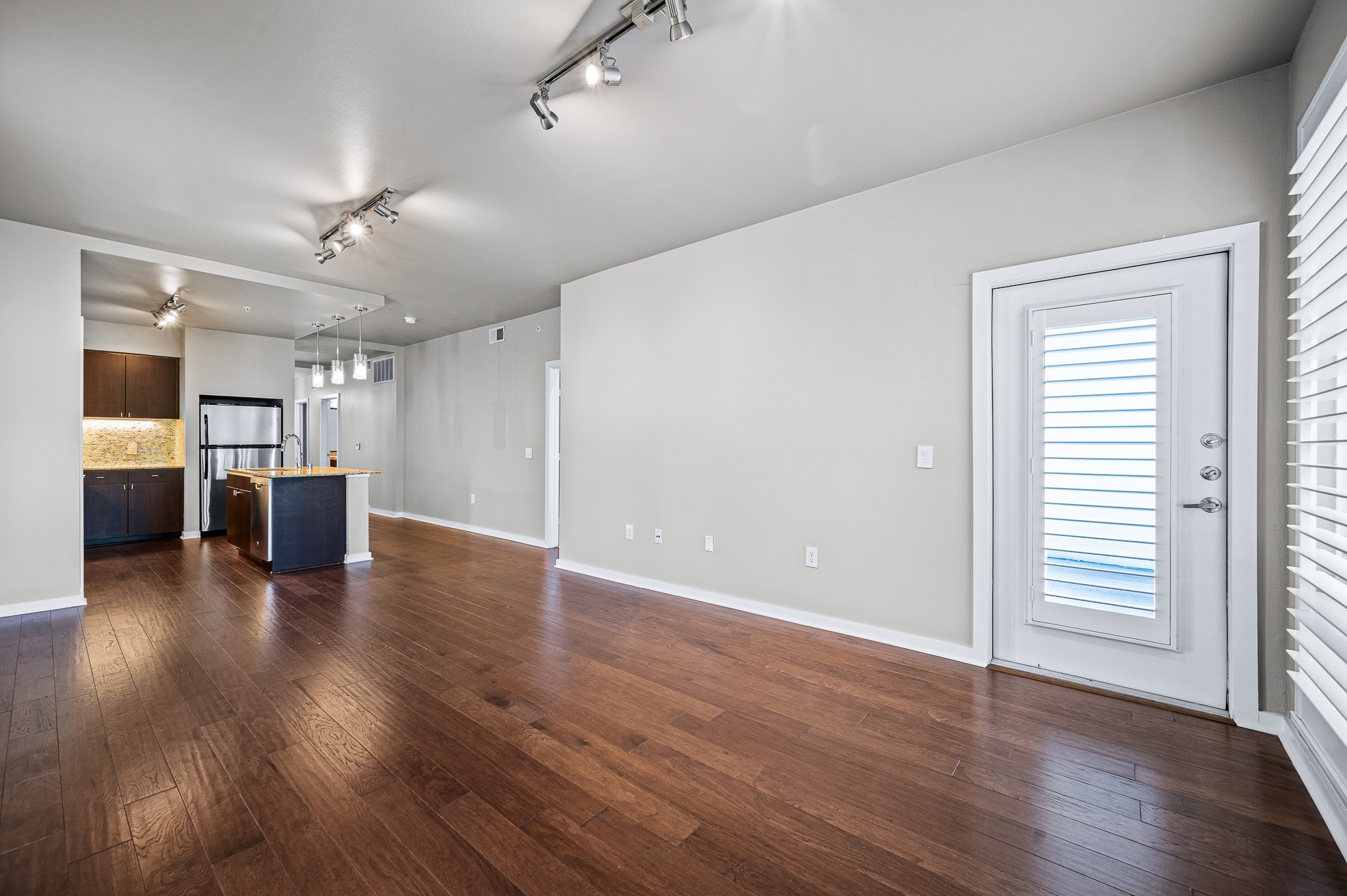 4107 Bowser Avenue 309