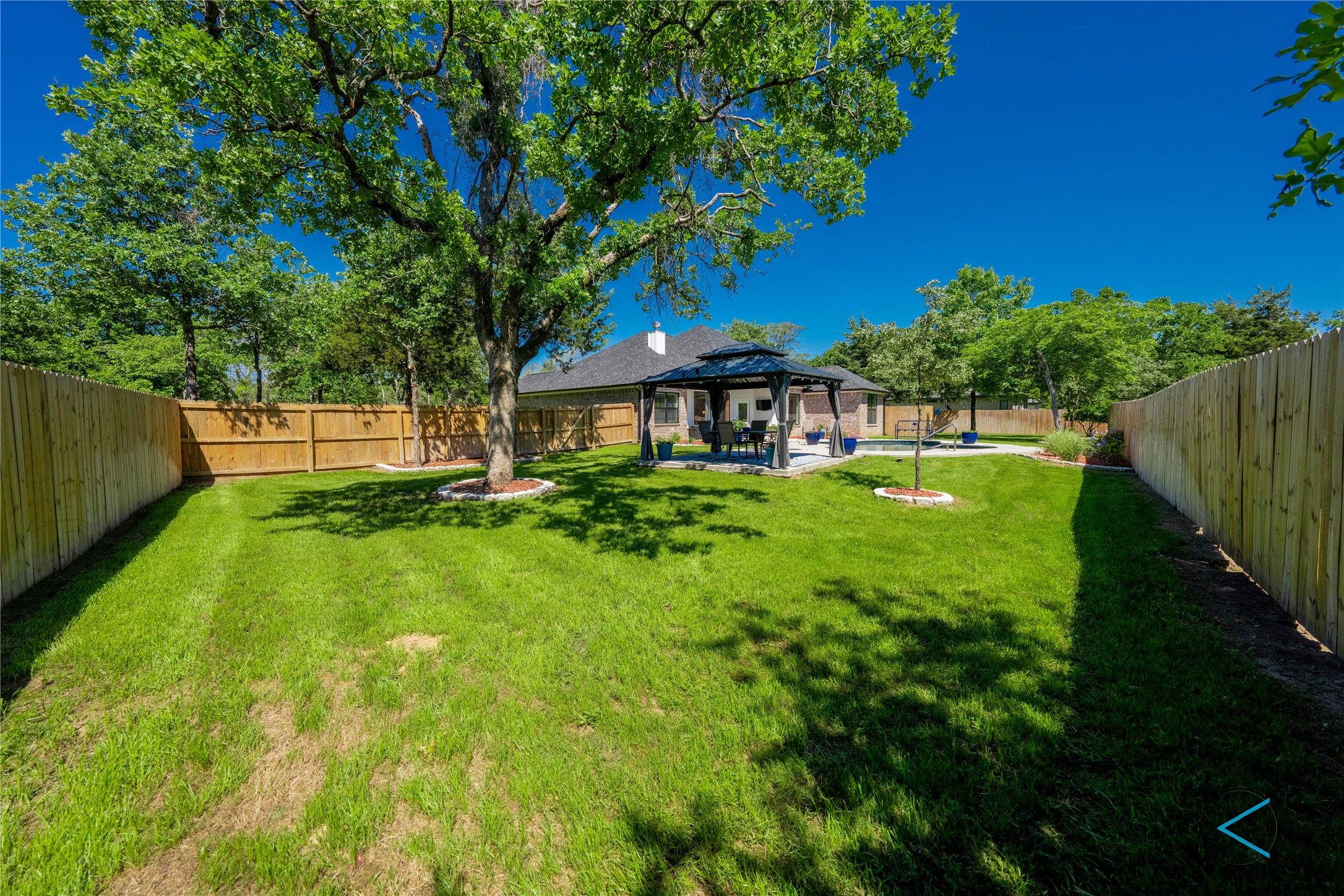 3539 Elizabeth Street