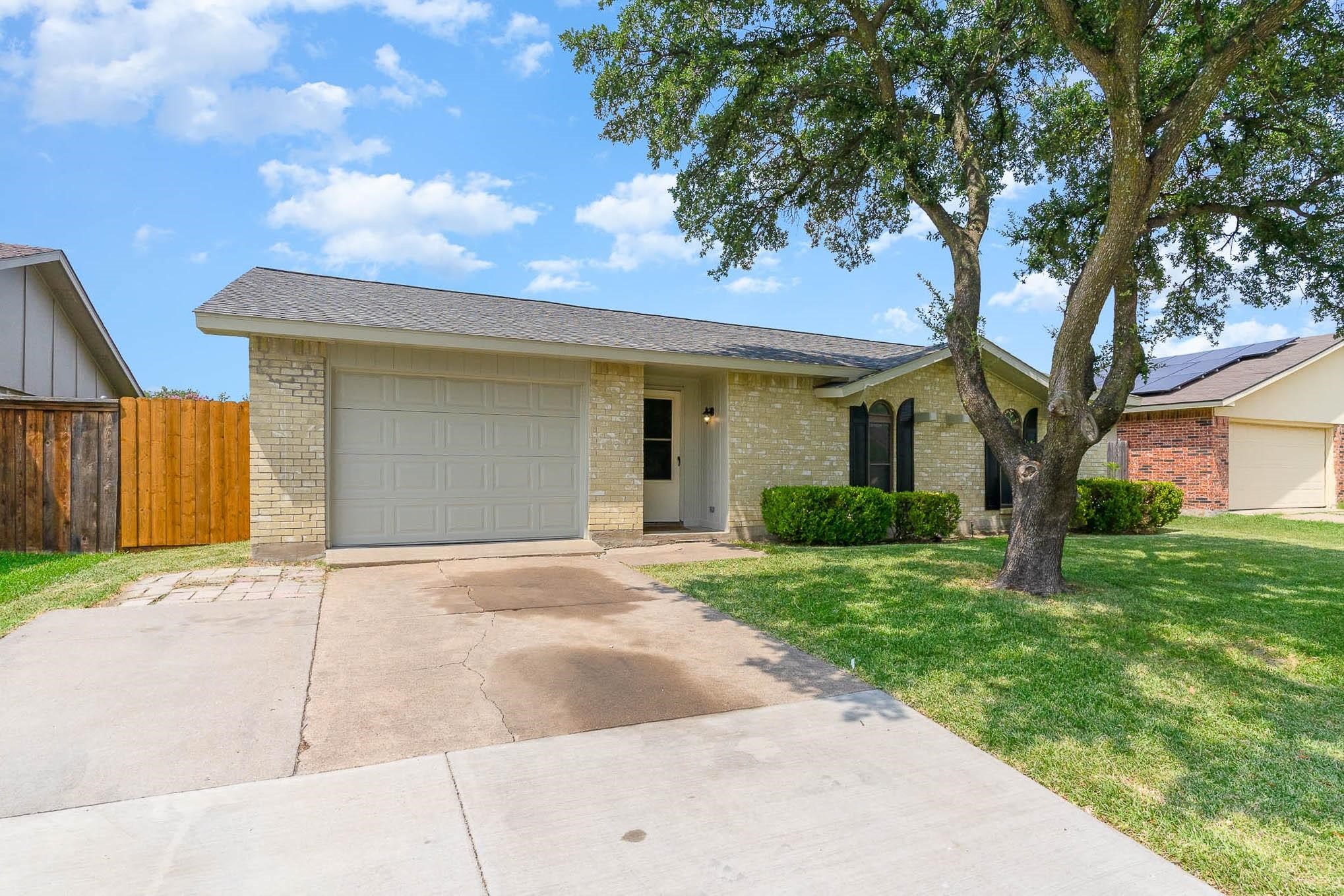 2223 Lockwood Drive