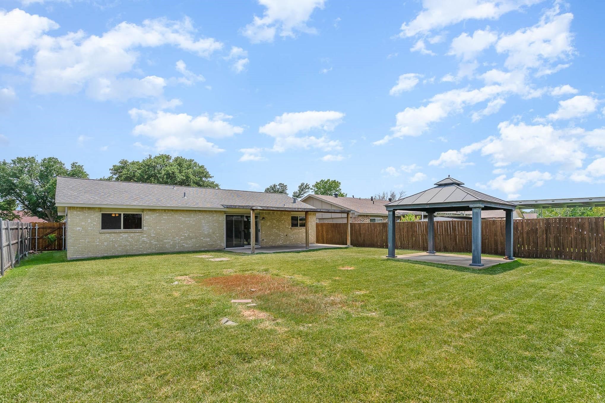 2223 Lockwood Drive