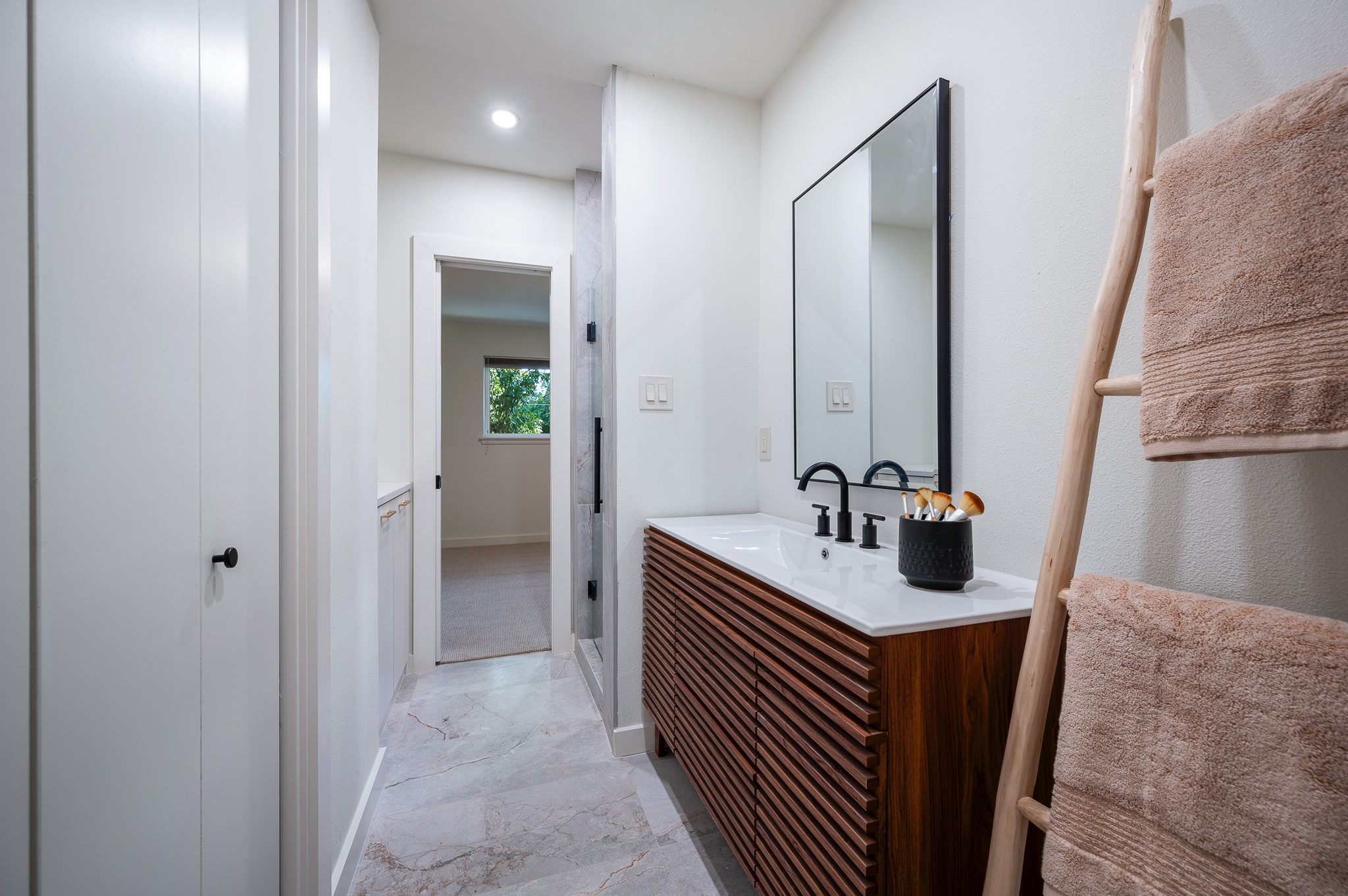 1121 Overlake Drive