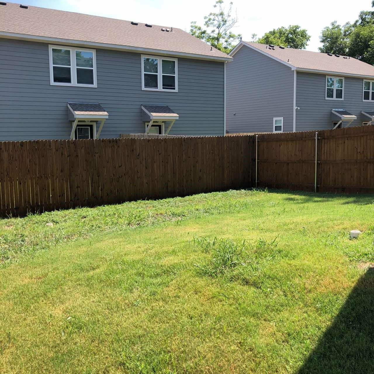 526-528 E State Highway 11 526